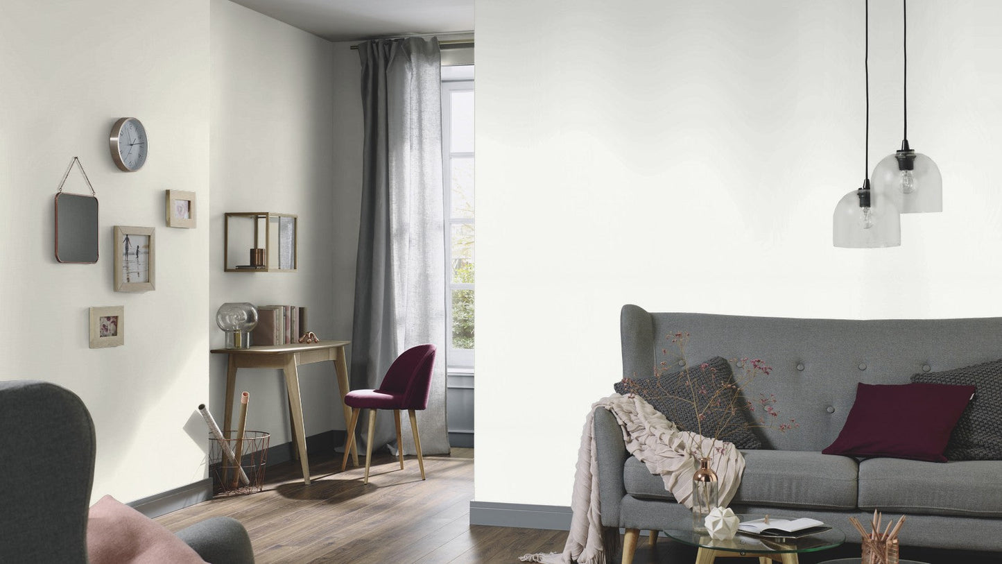 Elle Decoration Solid Wallpaper in White