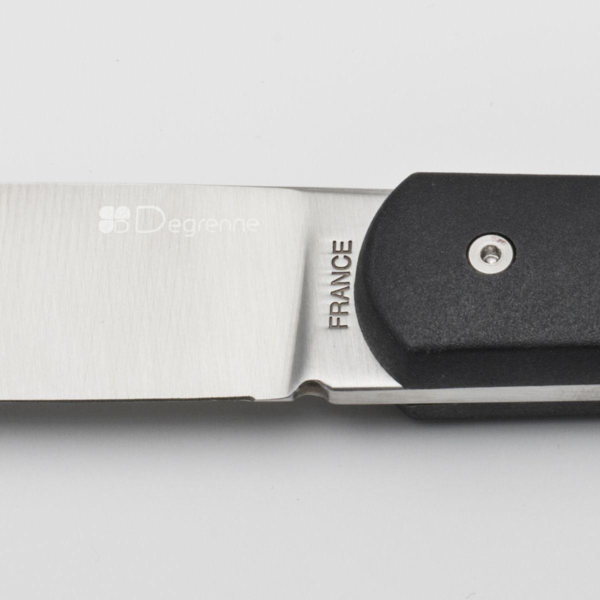 Mirror Mirage Gift Box Set of 6 Steak Knives in Anthracite by Degrenne Paris