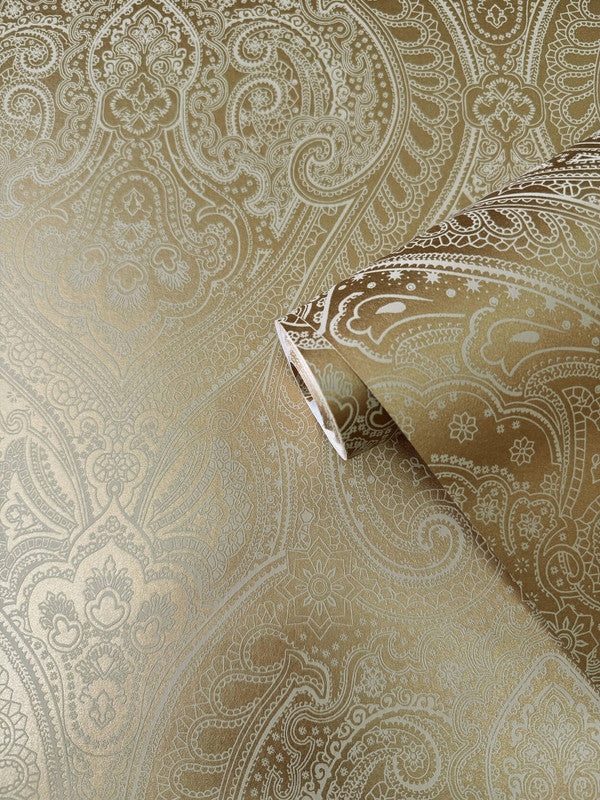 Lace Wallpaper in Gold