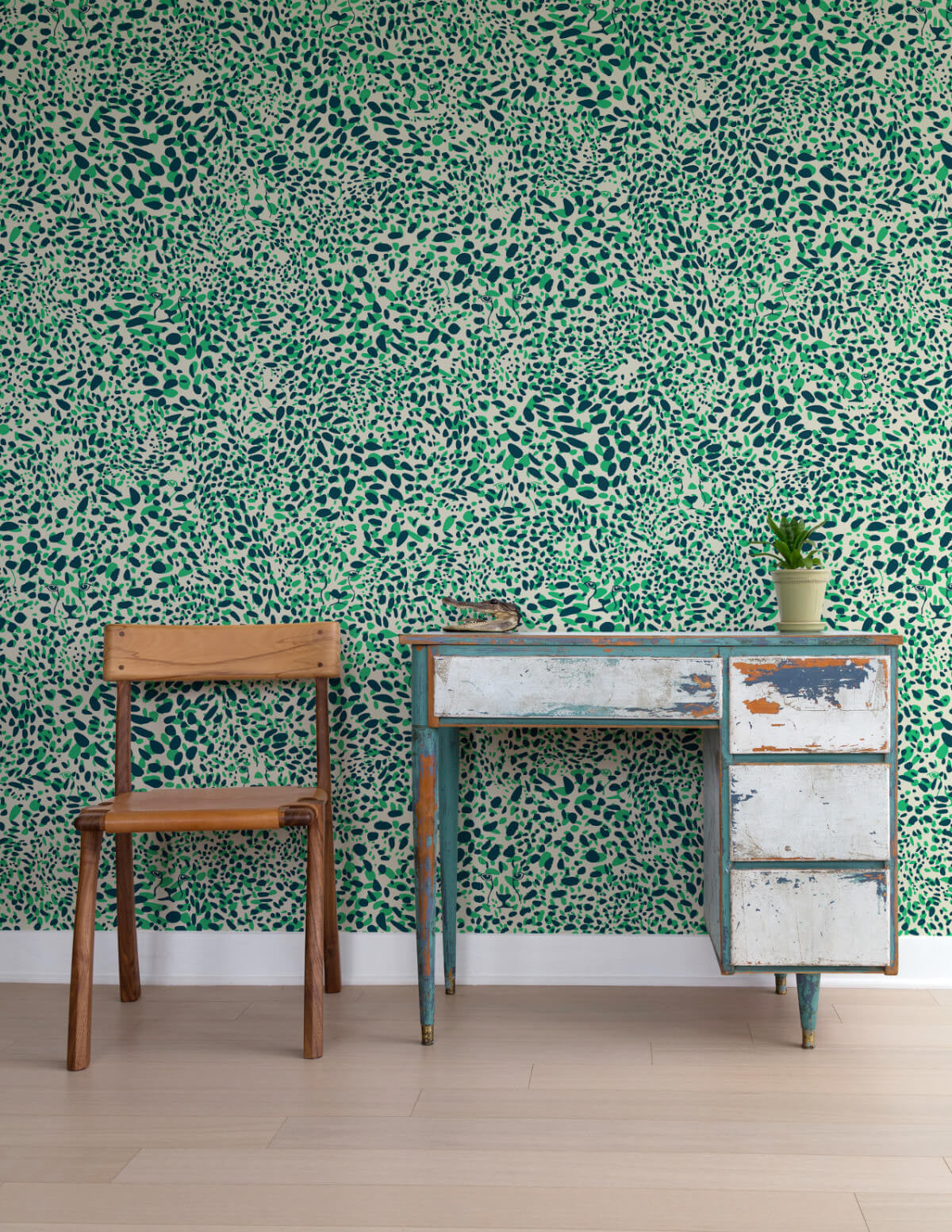 Sample Cheetah Vision Wallpaper in Grassland design by Aimee Wilder