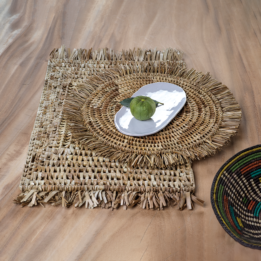 tropical pandan fringed placemat by panorama city 3