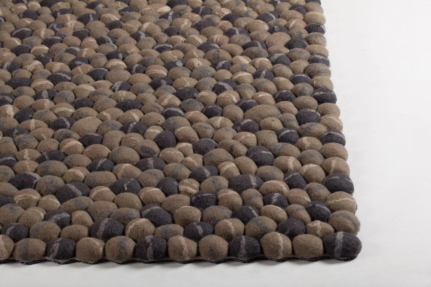 Pebbles Hand Woven Contemporary Wool Peb 46701 Rug Chandra Rugs 2