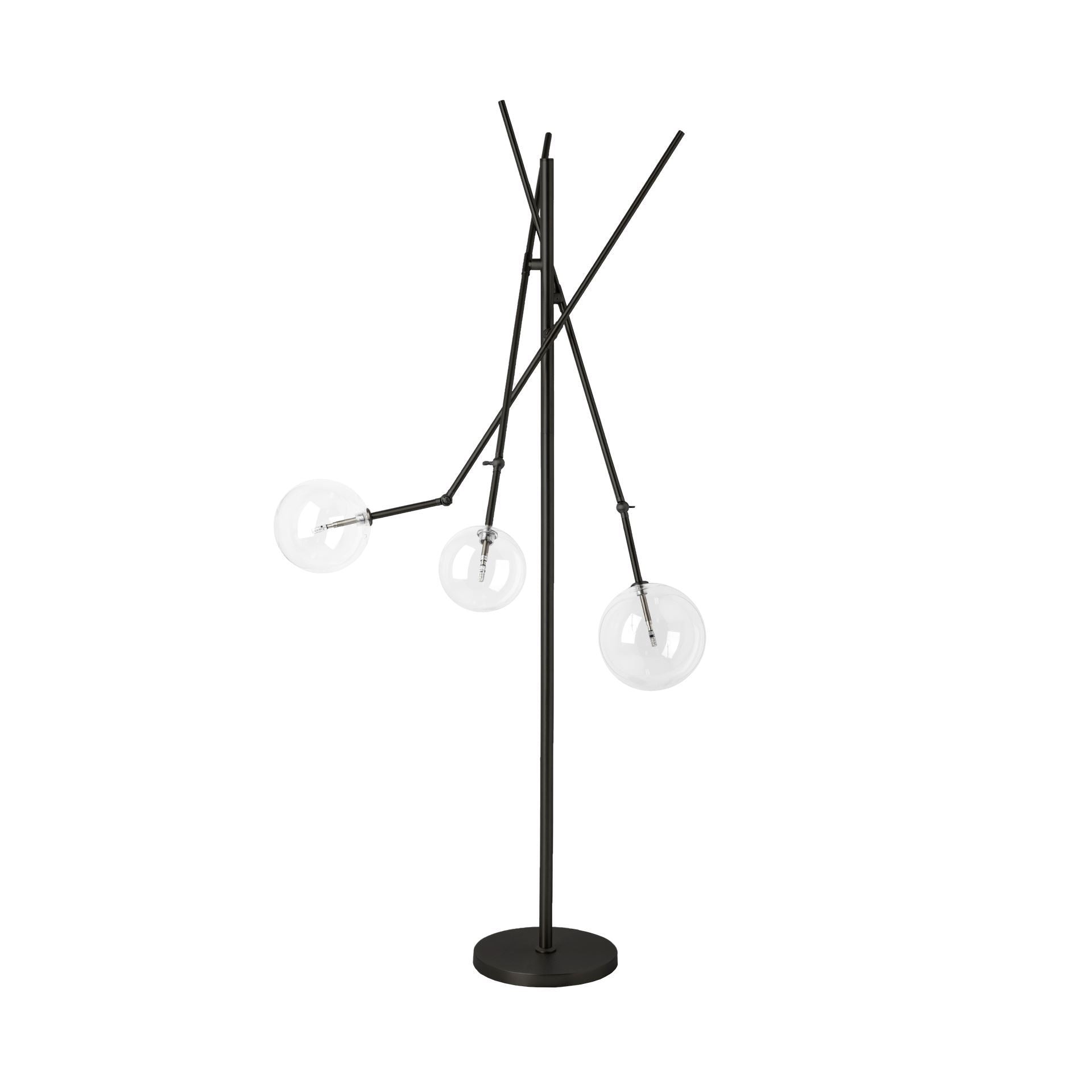 Connor Floor Lamp Mercana Mer 67683 2