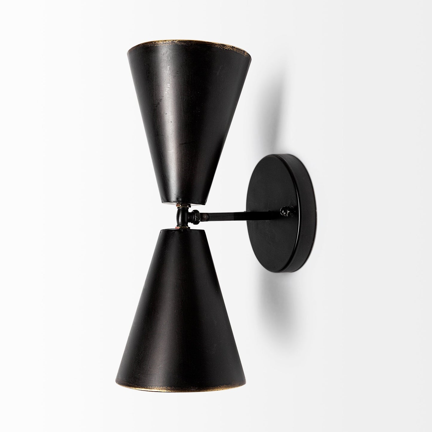 Eris Wall Sconce Mercana Mer 68433 3