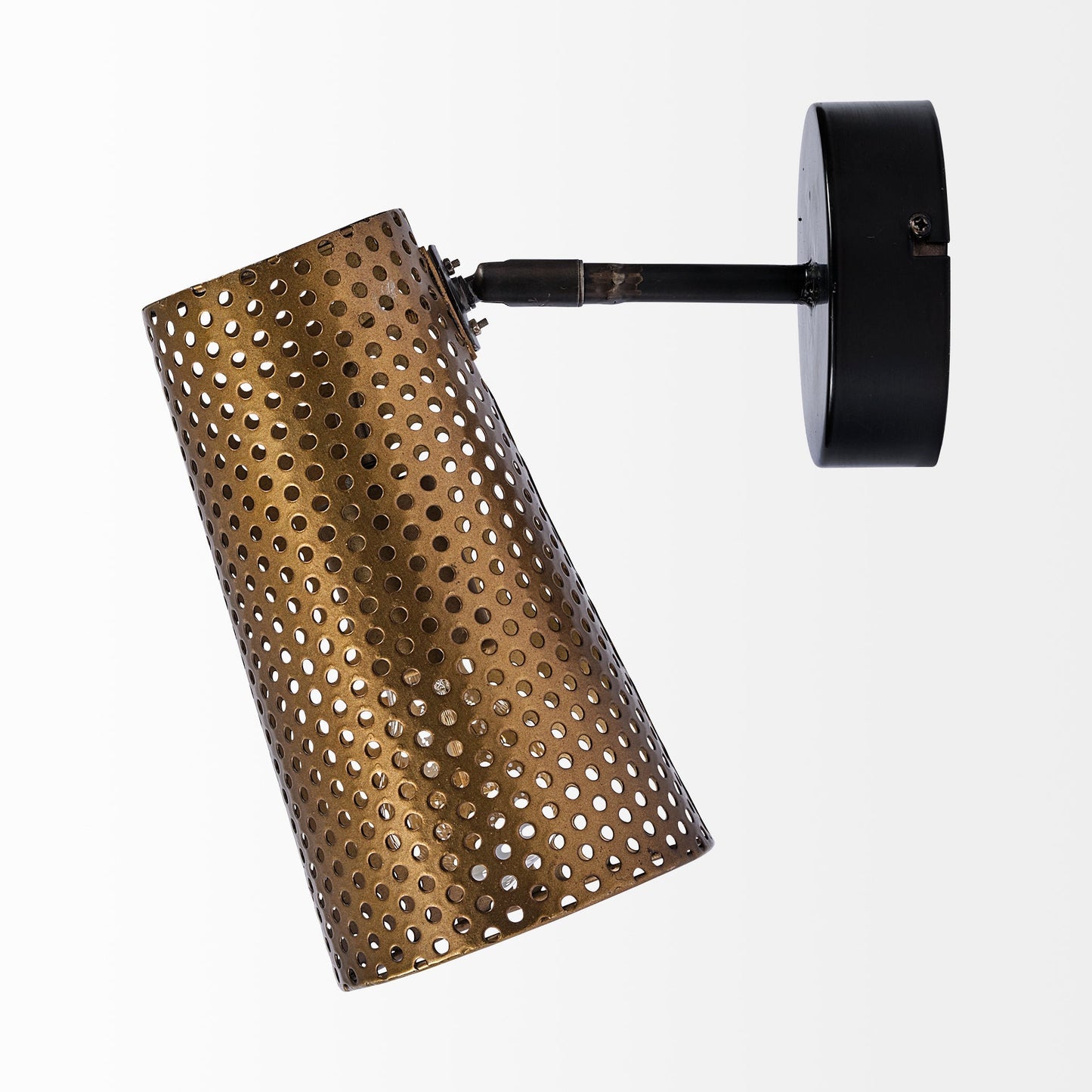 Wesley Wall Sconce Mercana Mer 68426 2