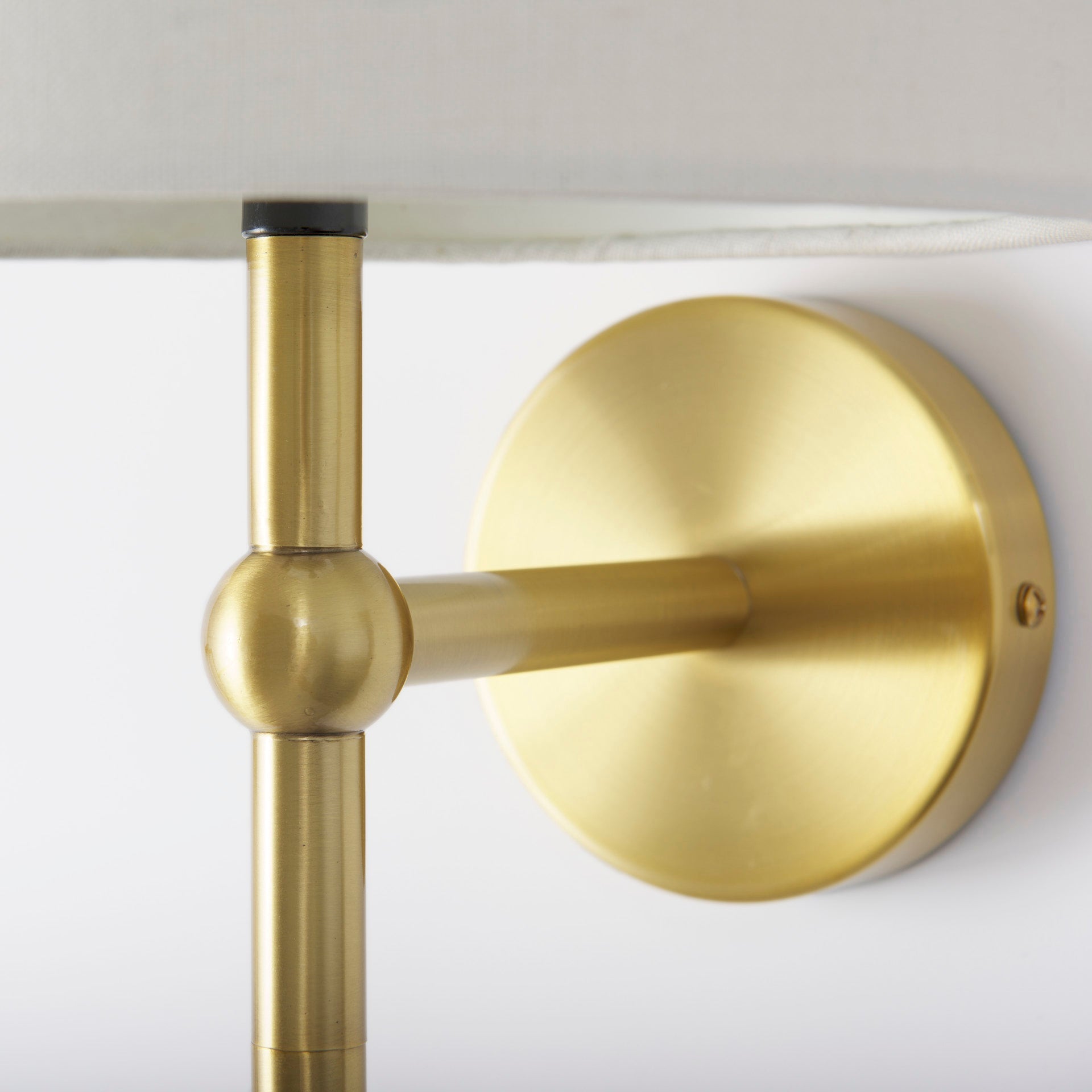 Chester Wall Sconce Mercana Mer 68968 10