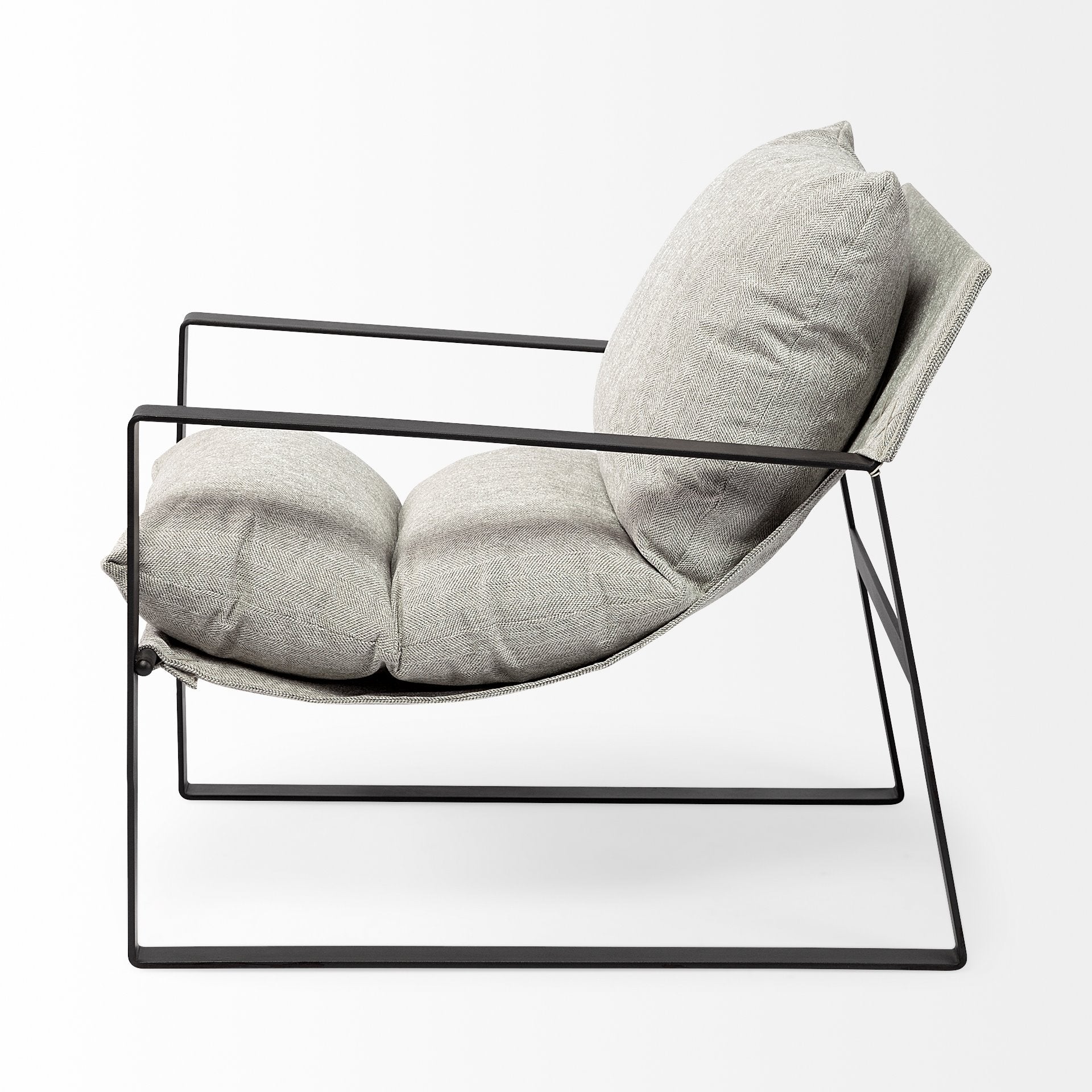 Guilia Accent Chair Mercana Mer 69003 5