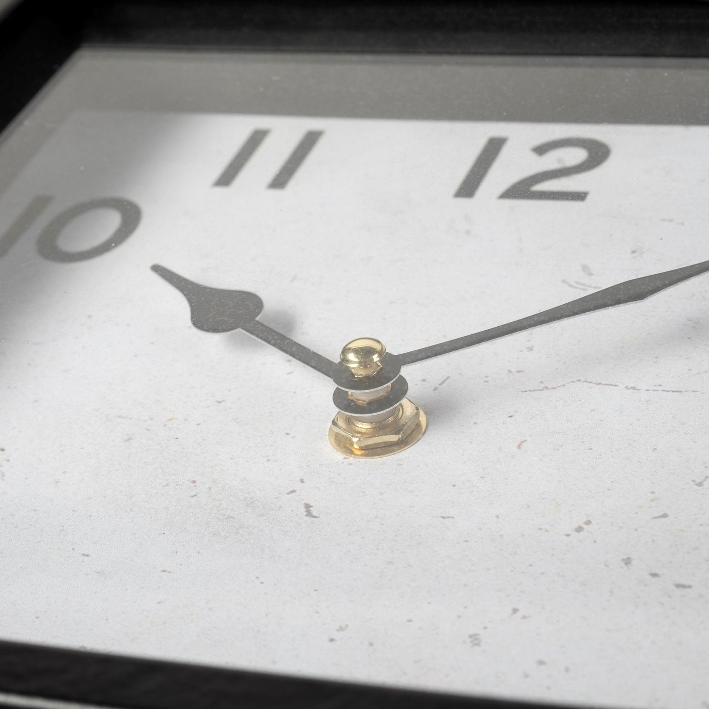 Ralph Table Clock Mercana Mer 68737 12