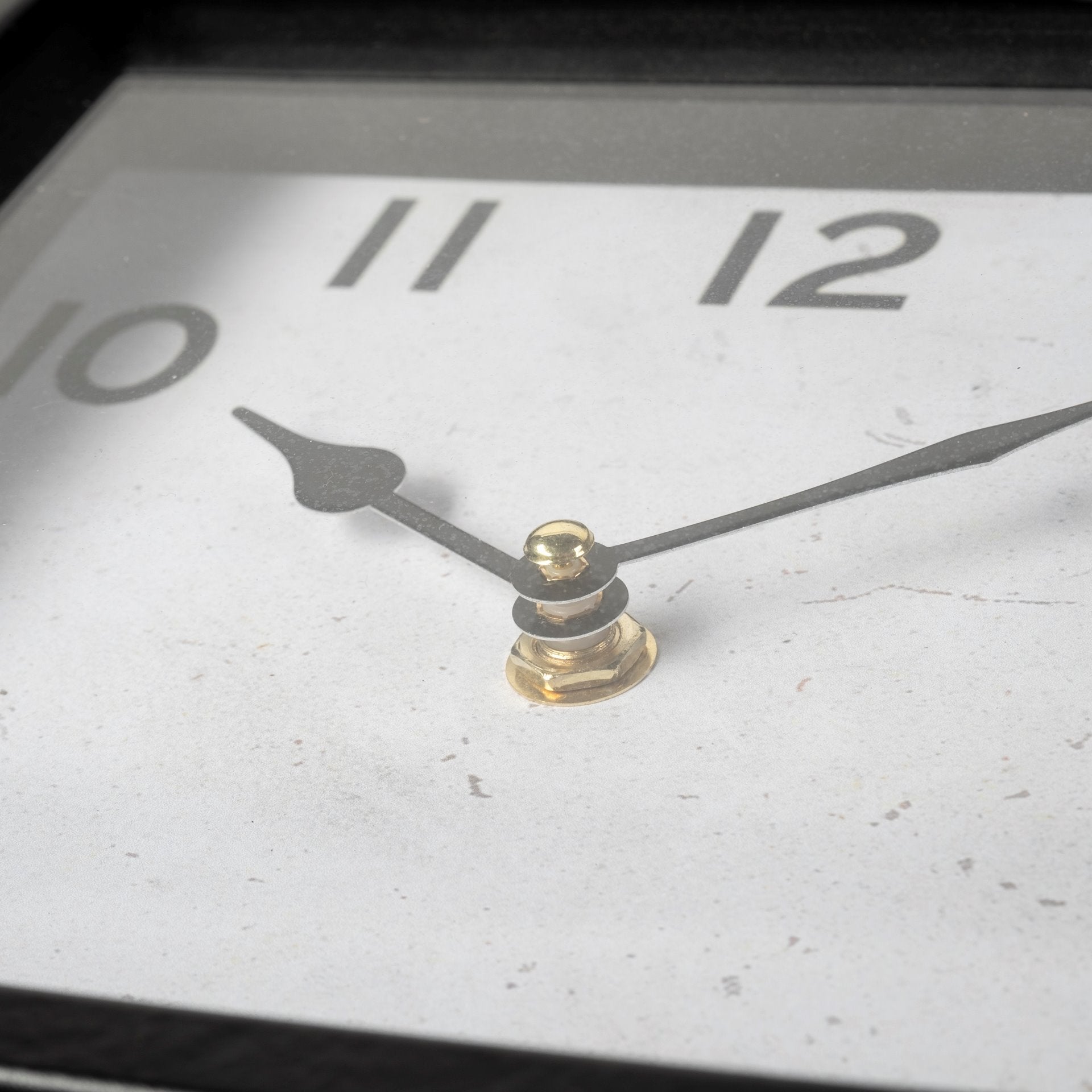 Ralph Table Clock Mercana Mer 68737 12