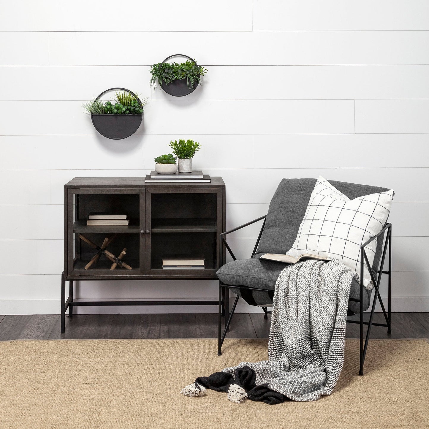 Arelius Accent Cabinet Mercana Mer 69226 49