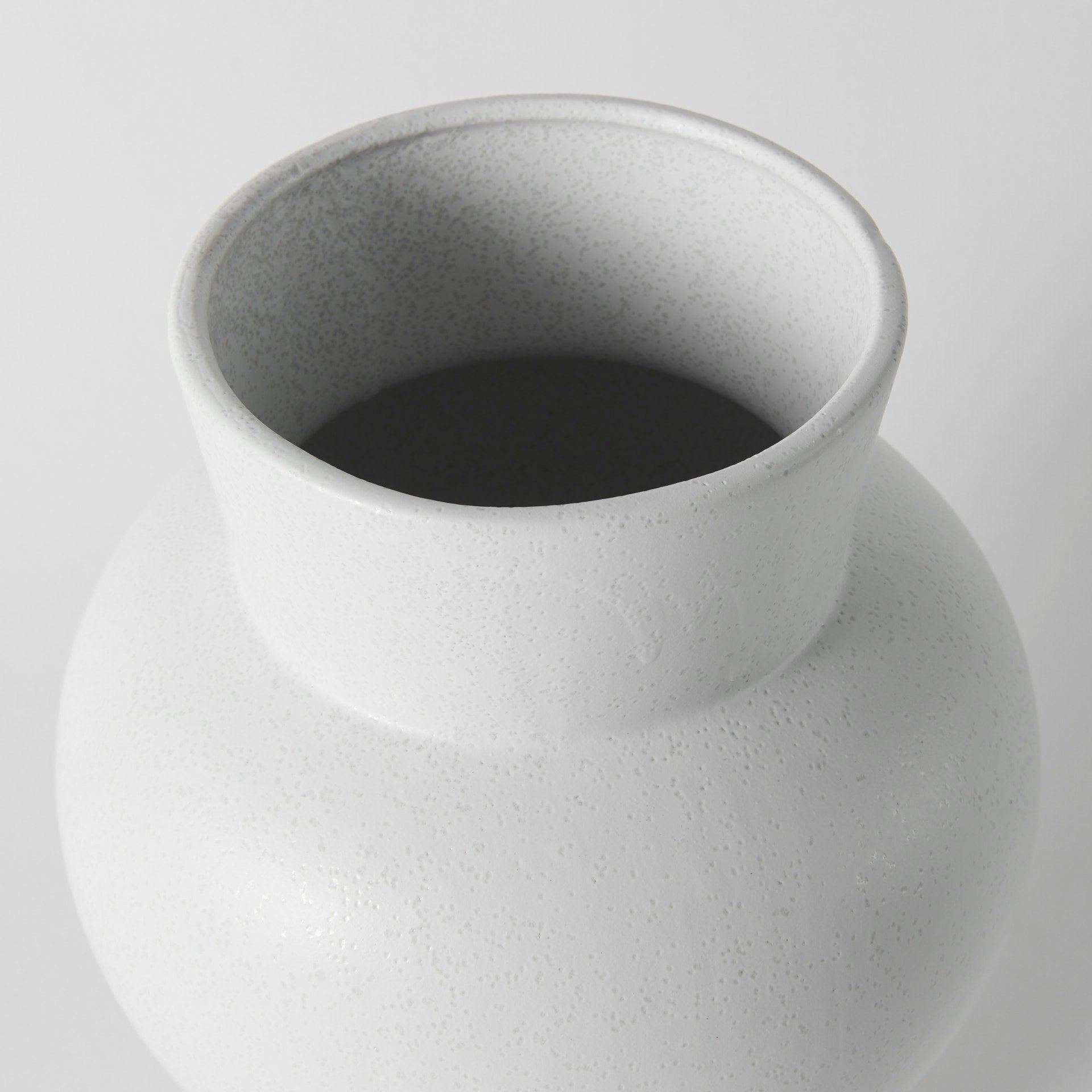 Laforge White Vase Mercana Mer 69463 7