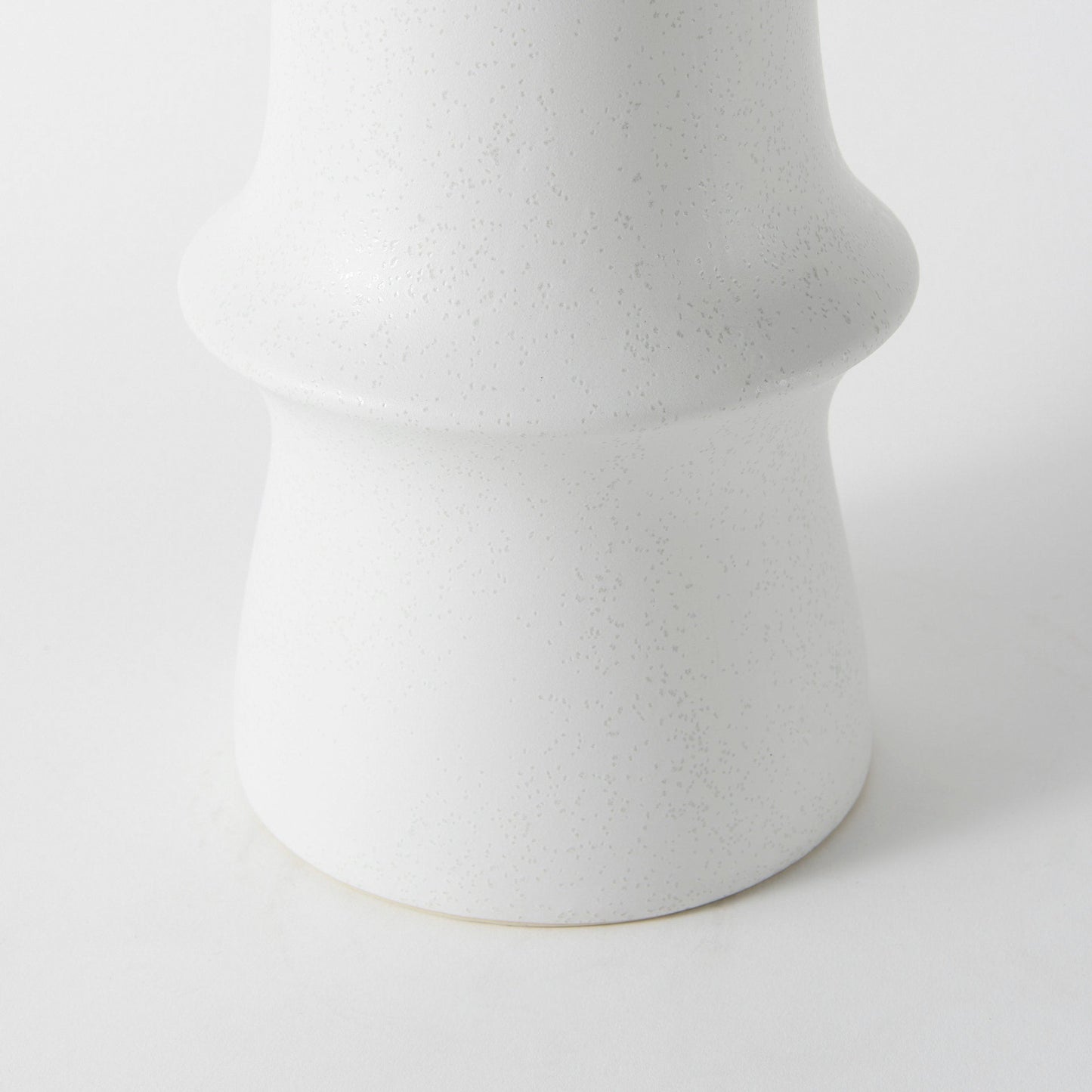 Laforge White Vase Mercana Mer 69463 17