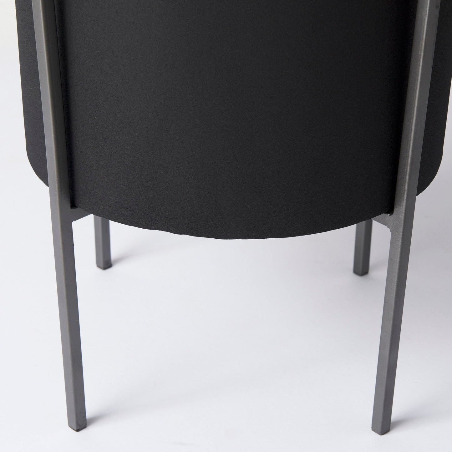 Claypoole Plant Stand Mercana Mer 68841 5