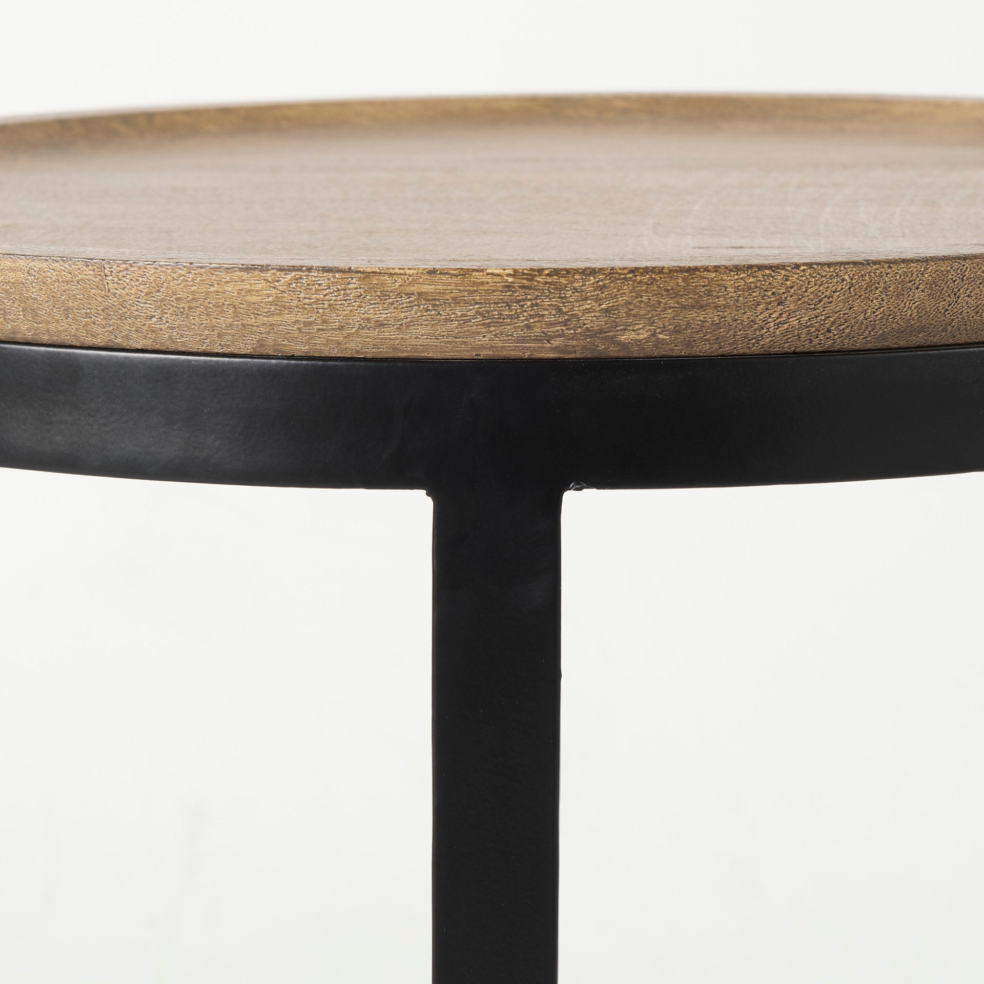Aisley Accent Table Mercana Mer 69283 7
