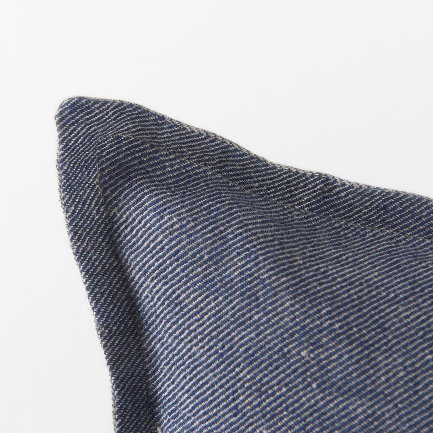 Aubrielle Pillow Mercana Mer 69440 11