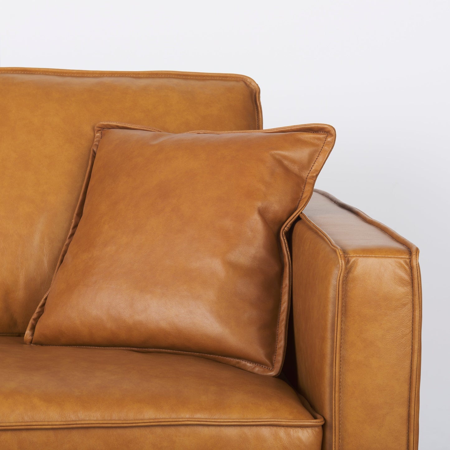 Darcy Sofa Mercana Mer 69646 Ab 14