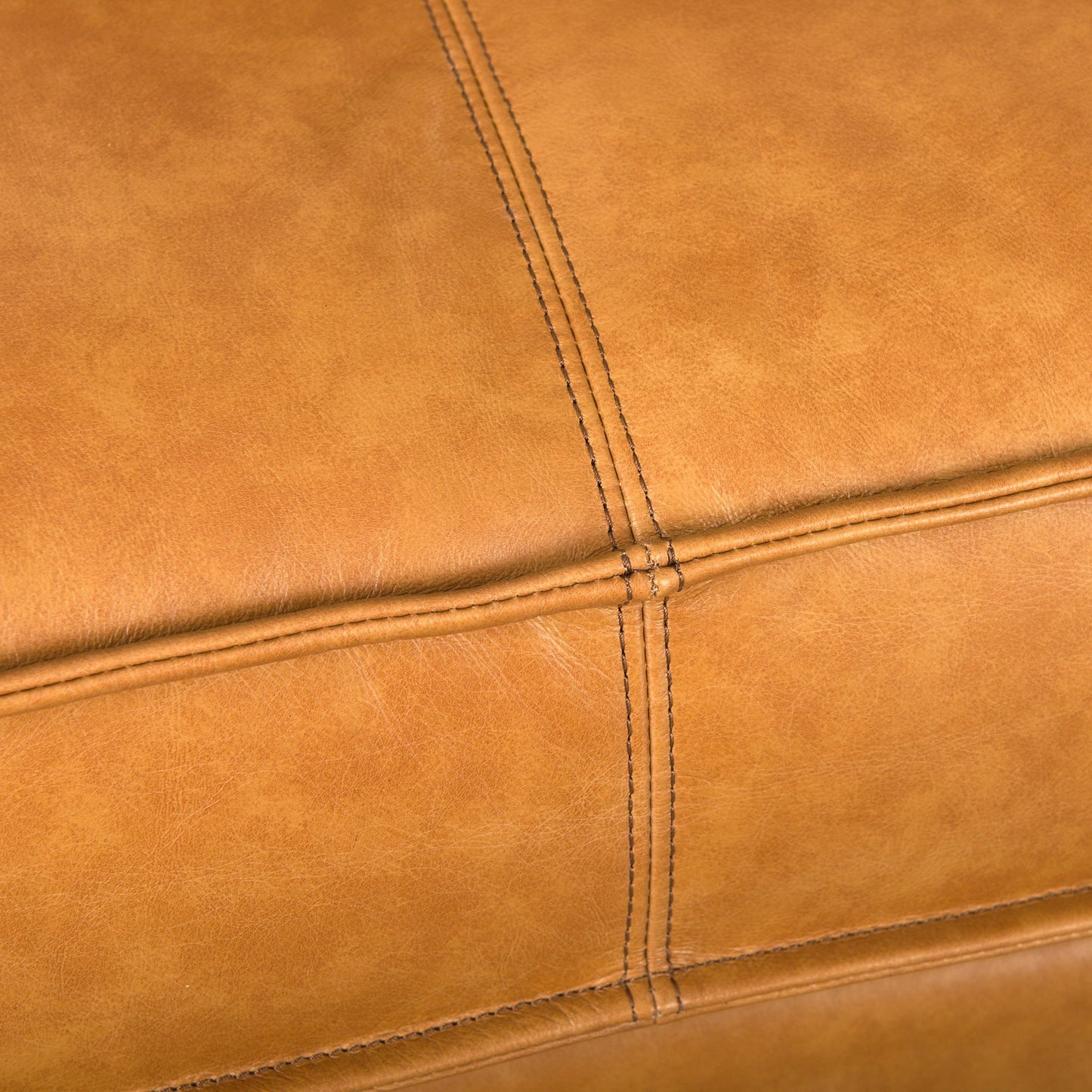 Darcy Sofa Mercana Mer 69646 Ab 17