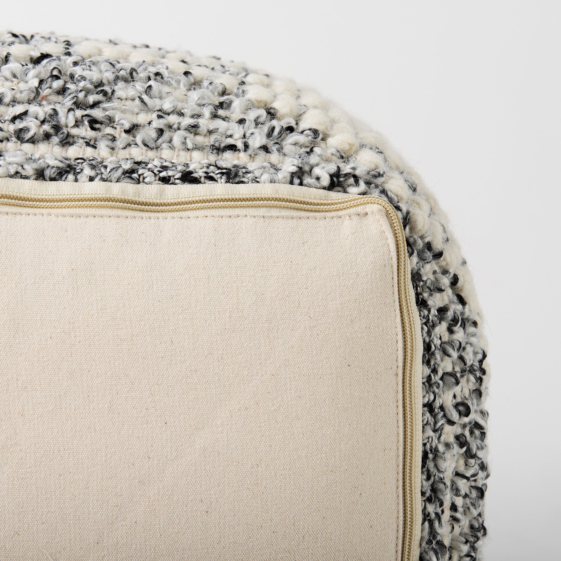 Ekiya Pouf Mercana Mer 69520 9