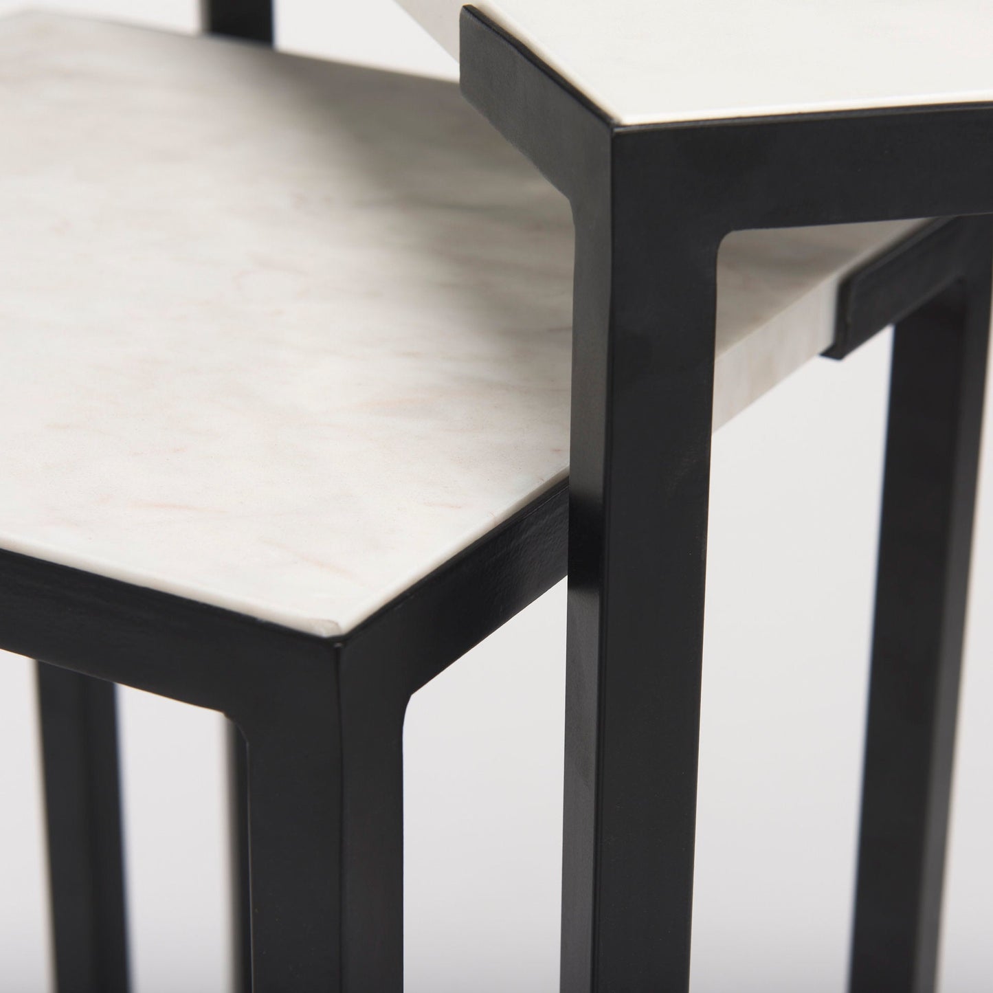 Lucas Accent Table Mercana Mer 68240 7