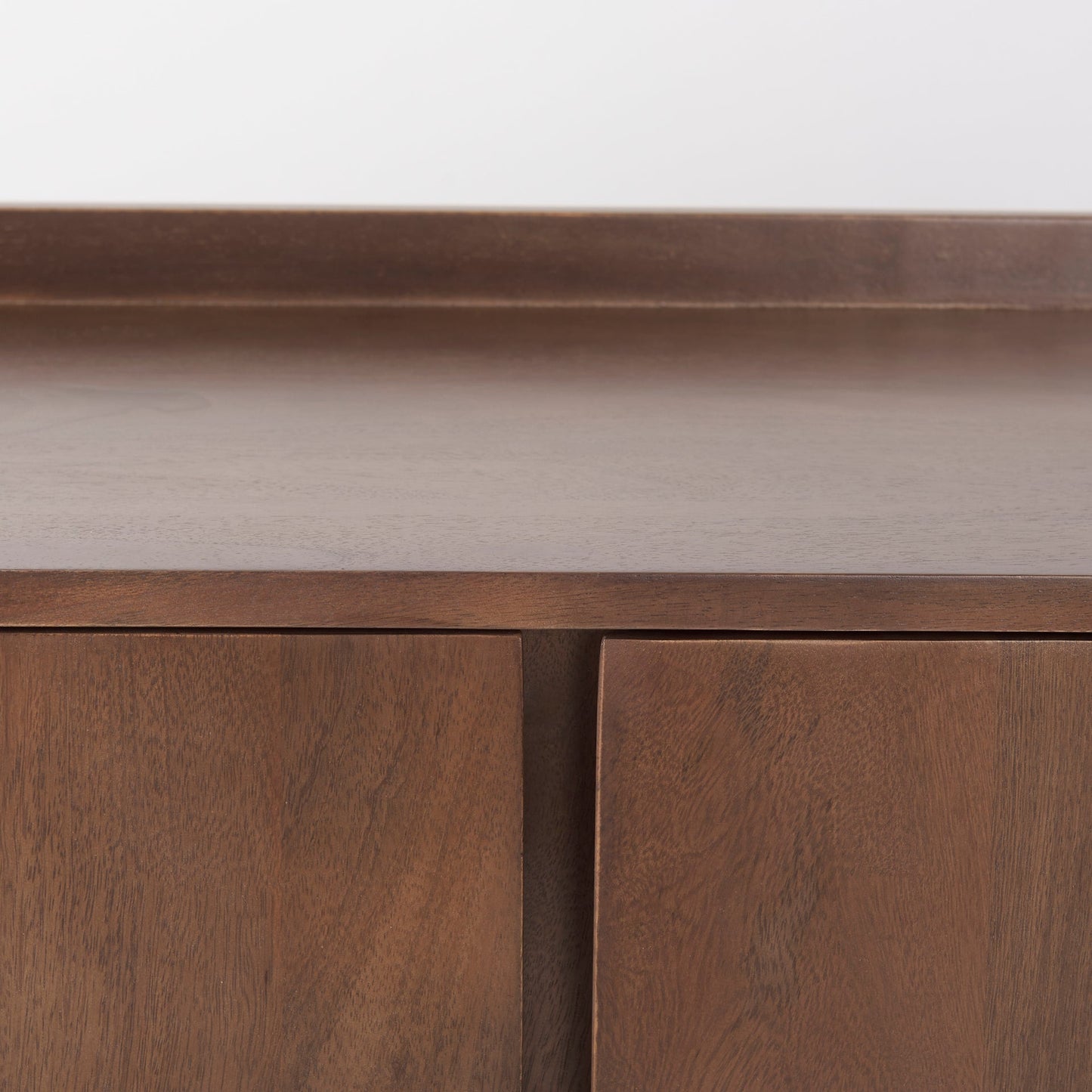 Lillie Accent Cabinet Mercana Mer 69945 7