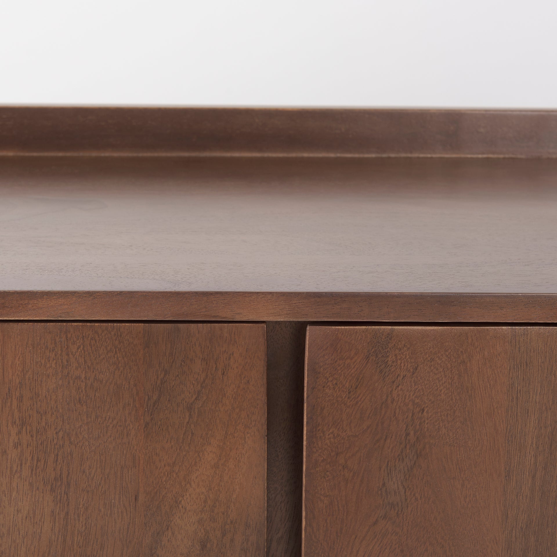 Lillie Accent Cabinet Mercana Mer 69945 7