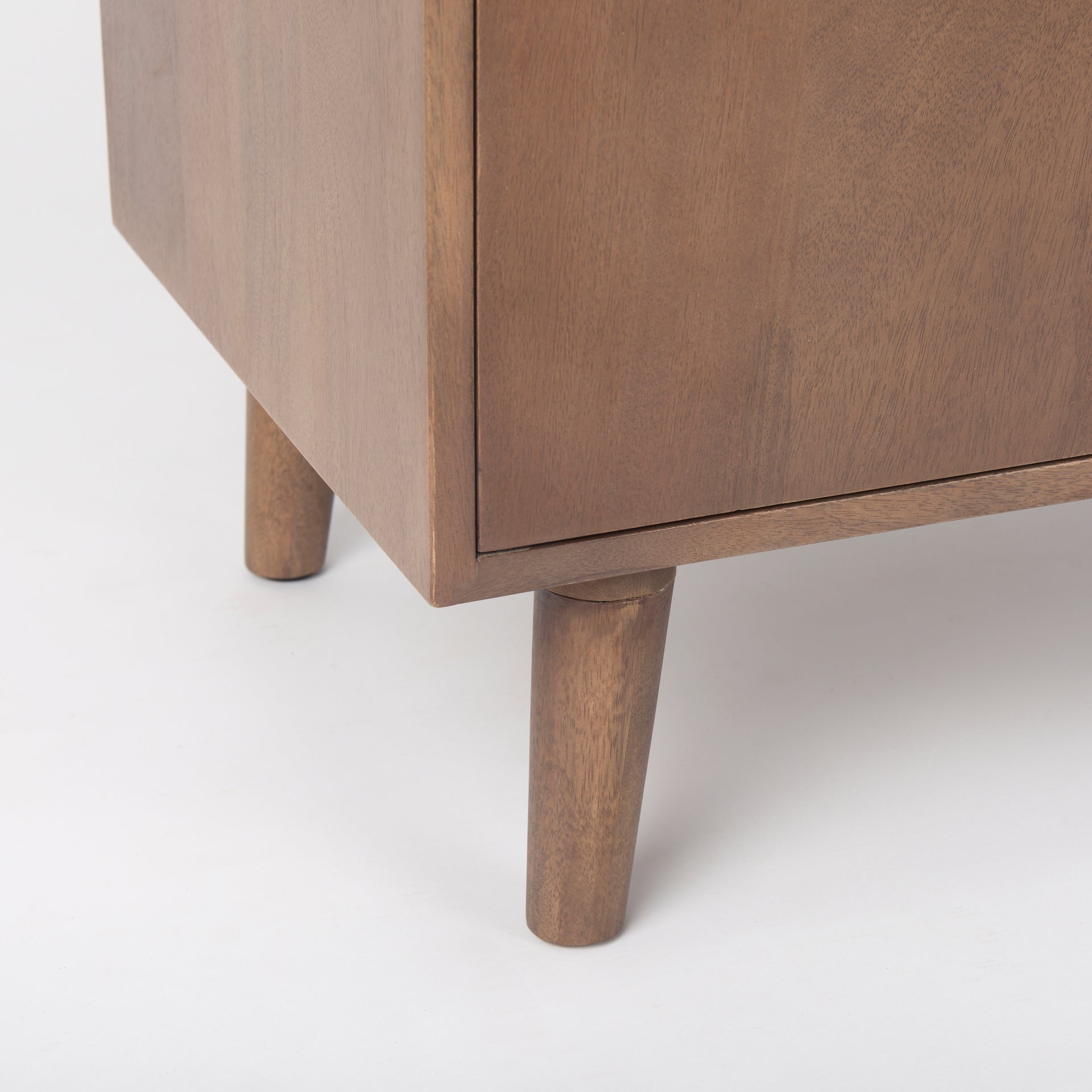 Lillie Accent Cabinet Mercana Mer 69945 9