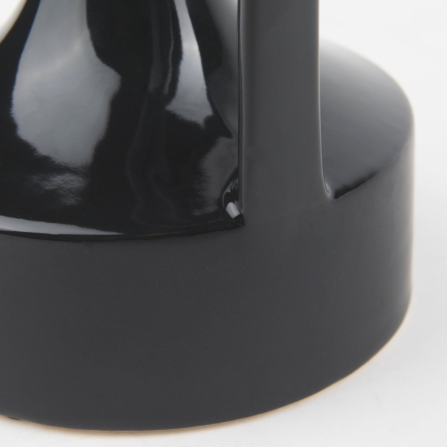 Burton Black Jug Vase Mercana Mer 69979 42