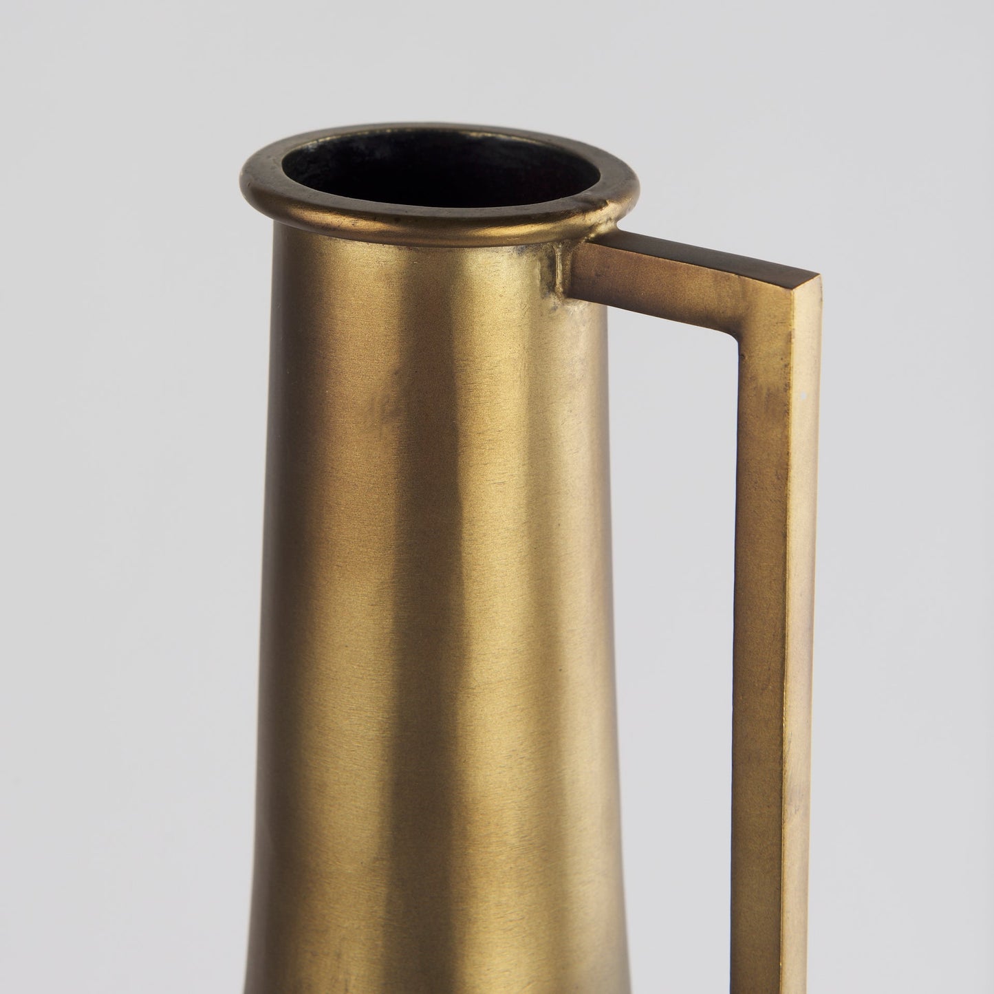 Aubrey Black Jug Vase Mercana Mer 69857 27