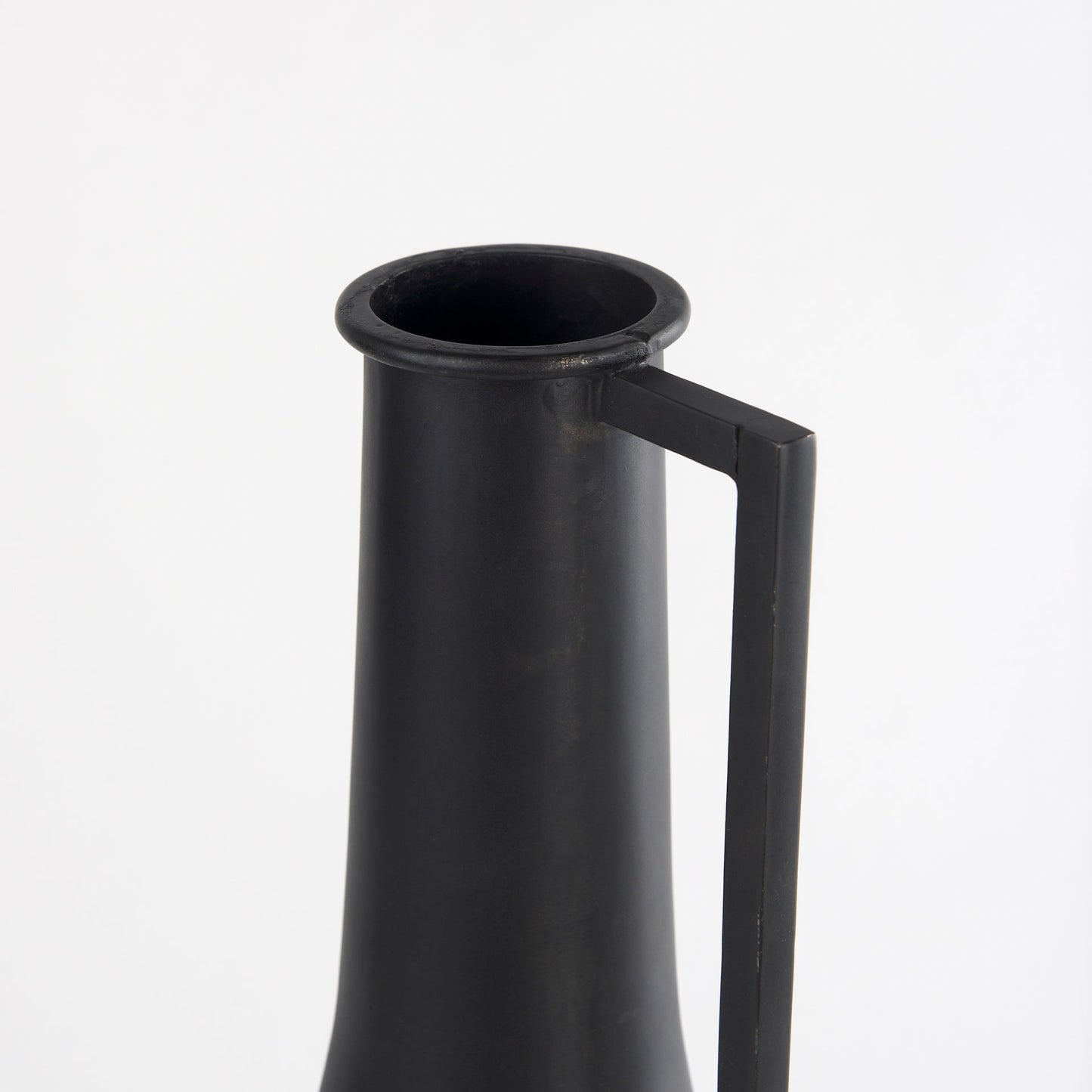 Aubrey Black Jug Vase Mercana Mer 69857 28