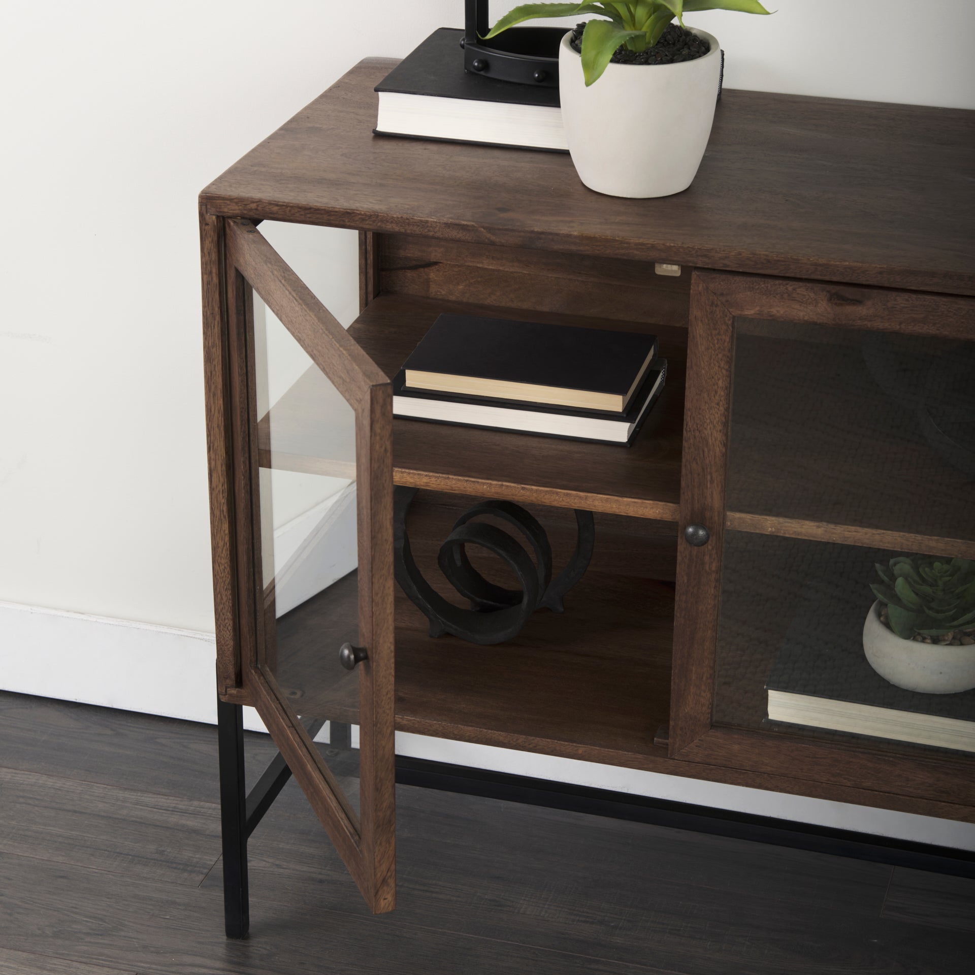 Arelius Accent Cabinet Mercana Mer 69226 52