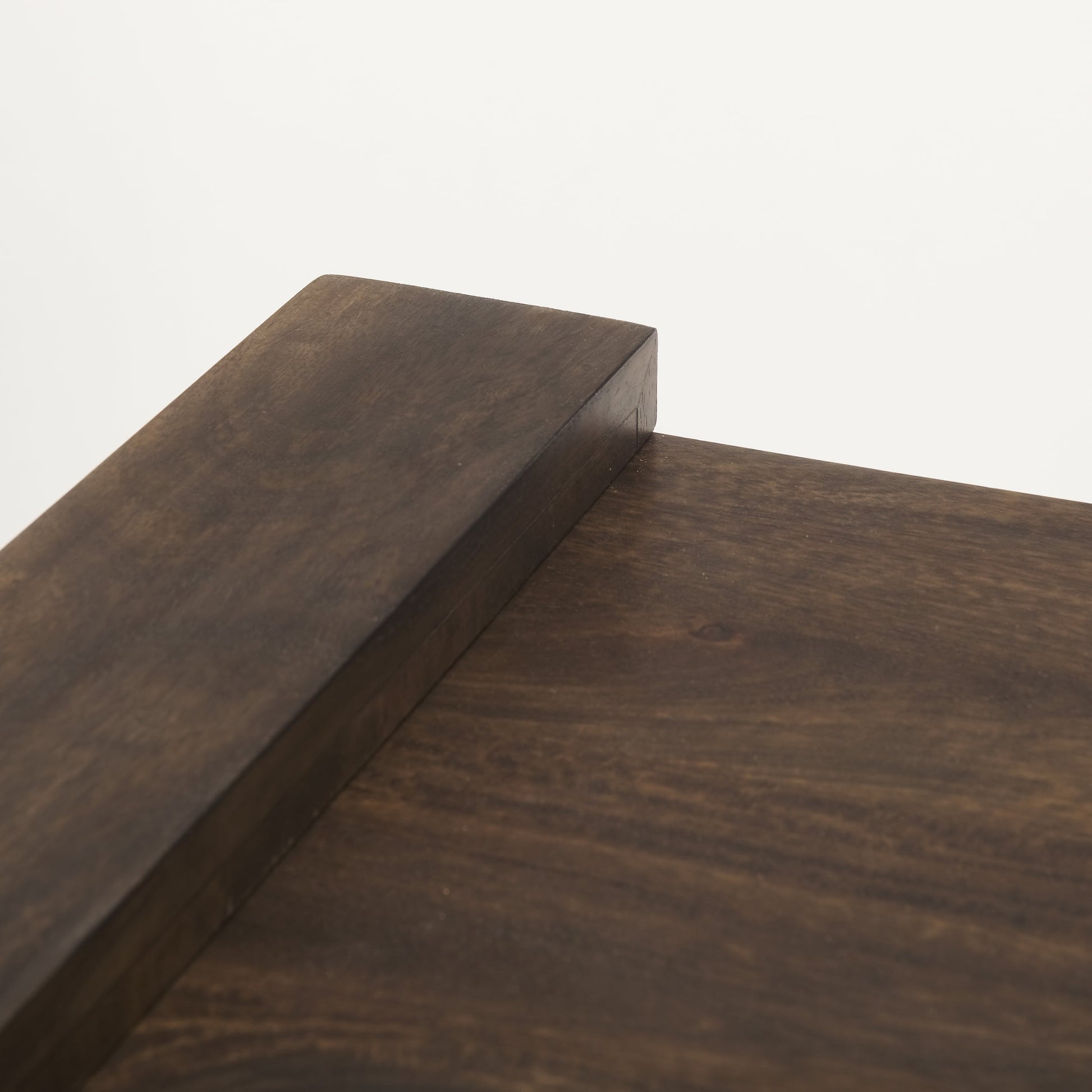 Athelia Accent Table Mercana Mer 70113 11