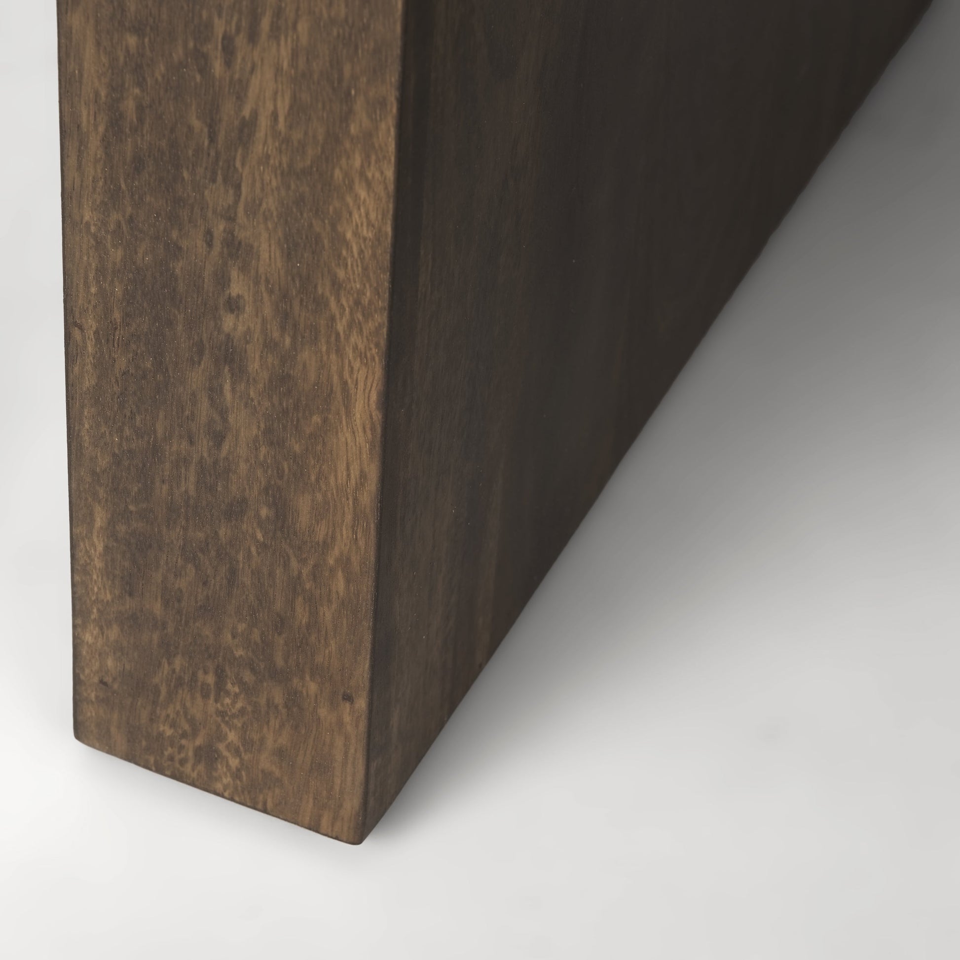 Athelia Accent Table Mercana Mer 70113 15