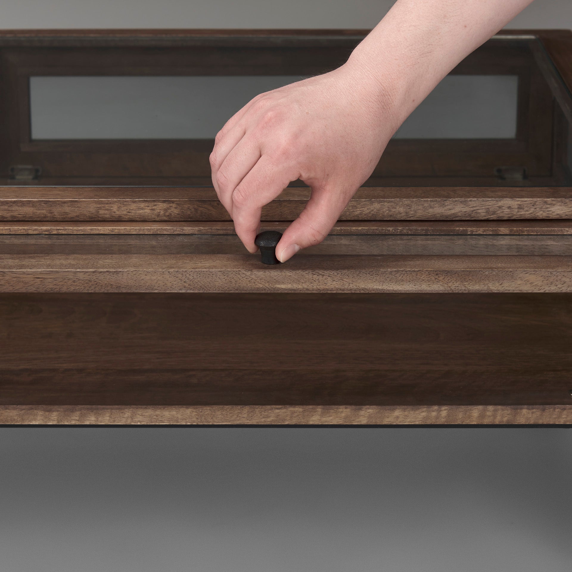 Arelius Coffee Table Mercana Mer 69297 50