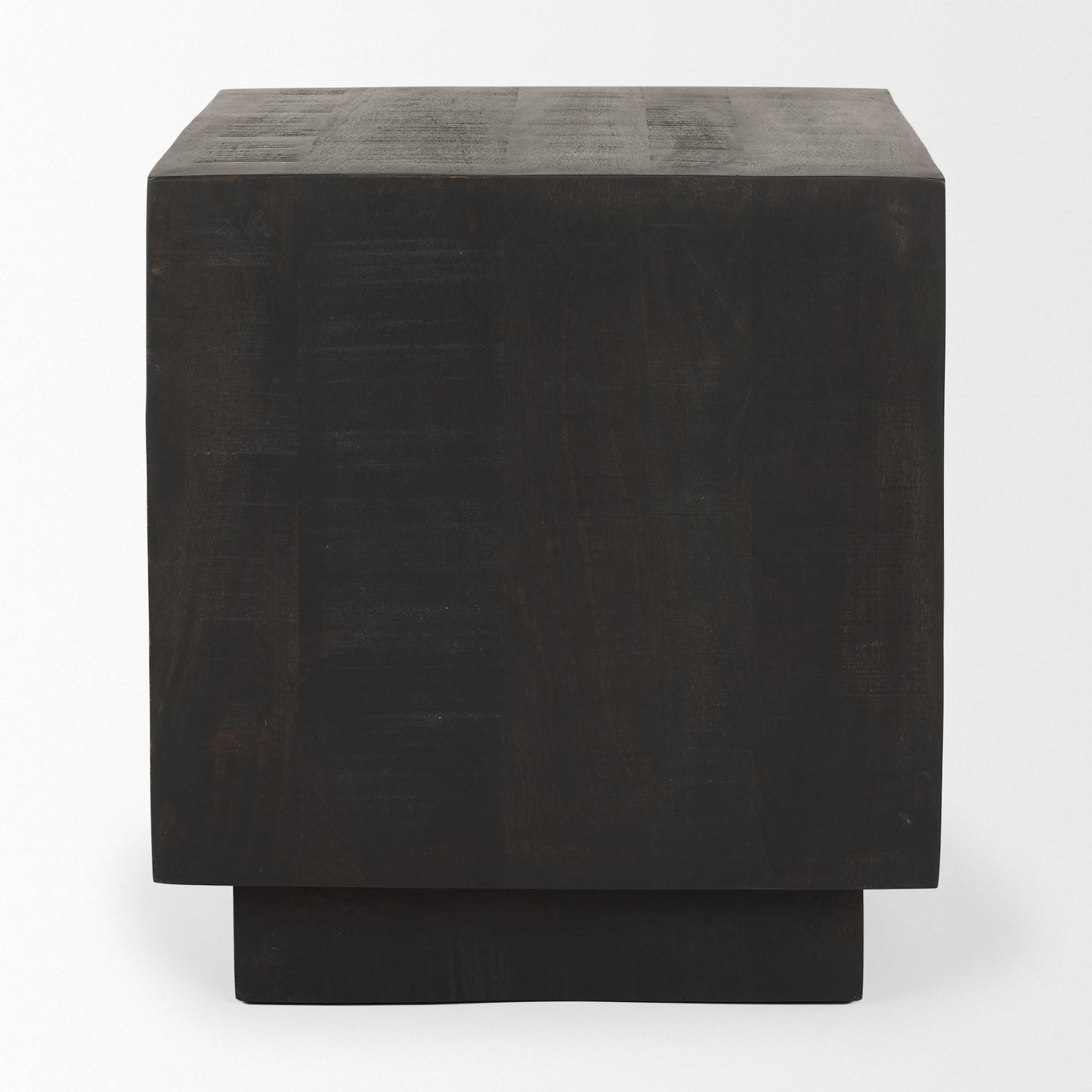 Hayden End Side Table Mercana Mer 70123 3