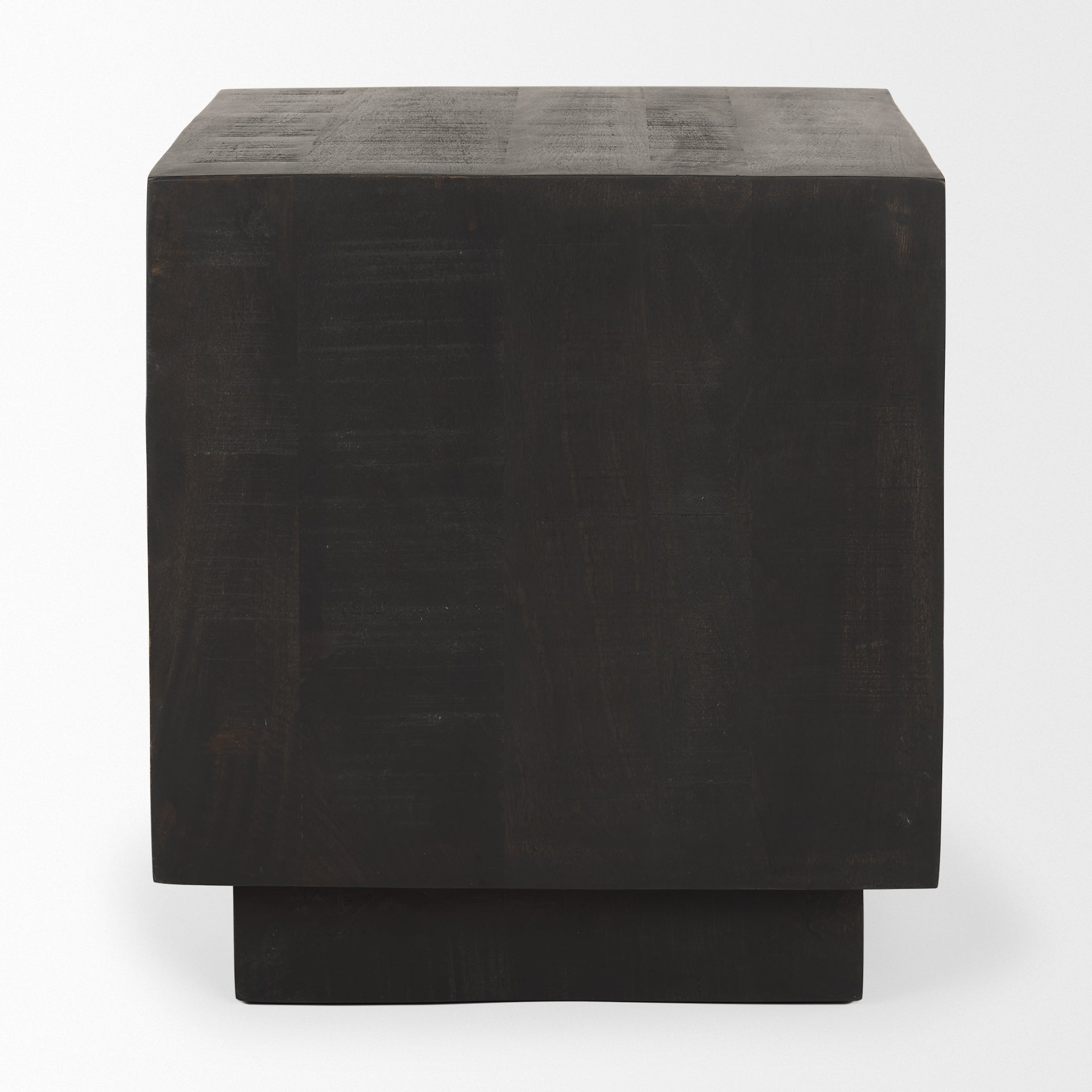 Hayden End Side Table Mercana Mer 70123 3