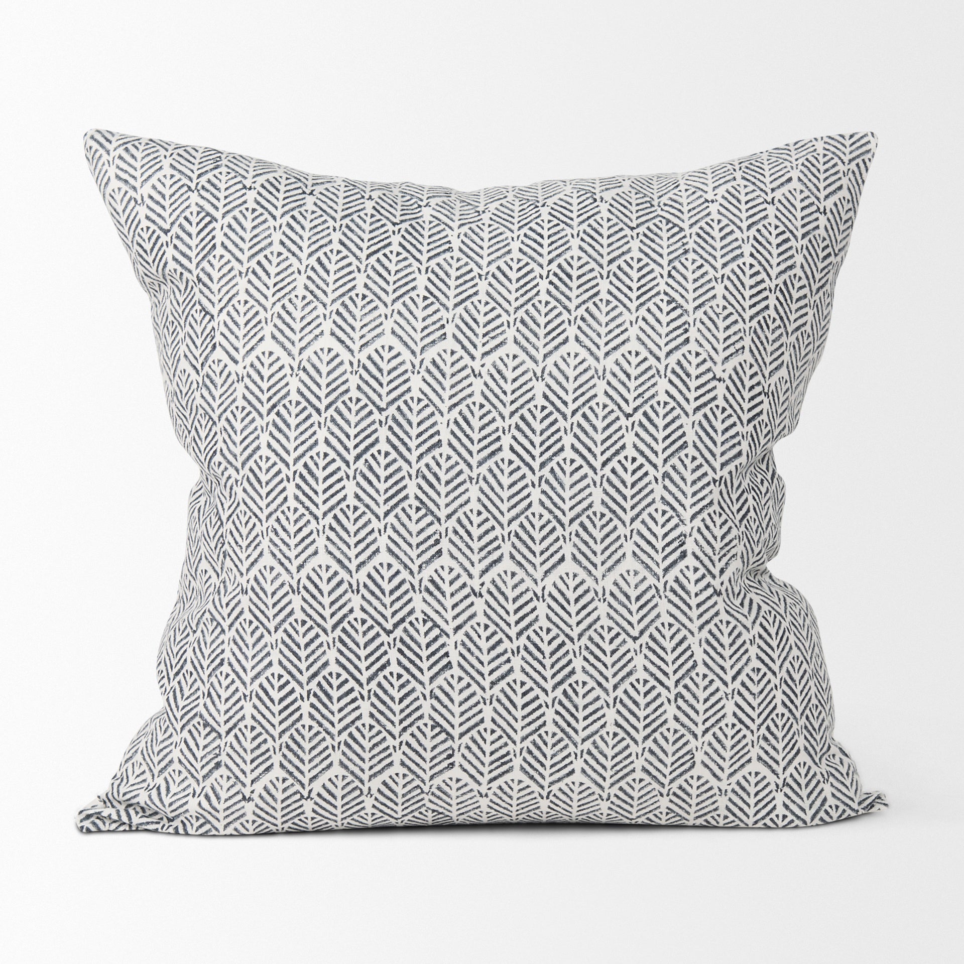 Jenelle Pillow Cover Mercana Mer 70320 4