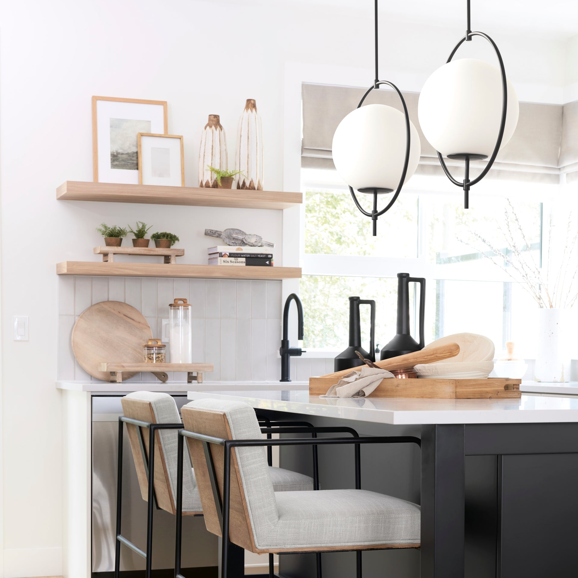 Farrah Pendant Light Mercana Mer 70198 15