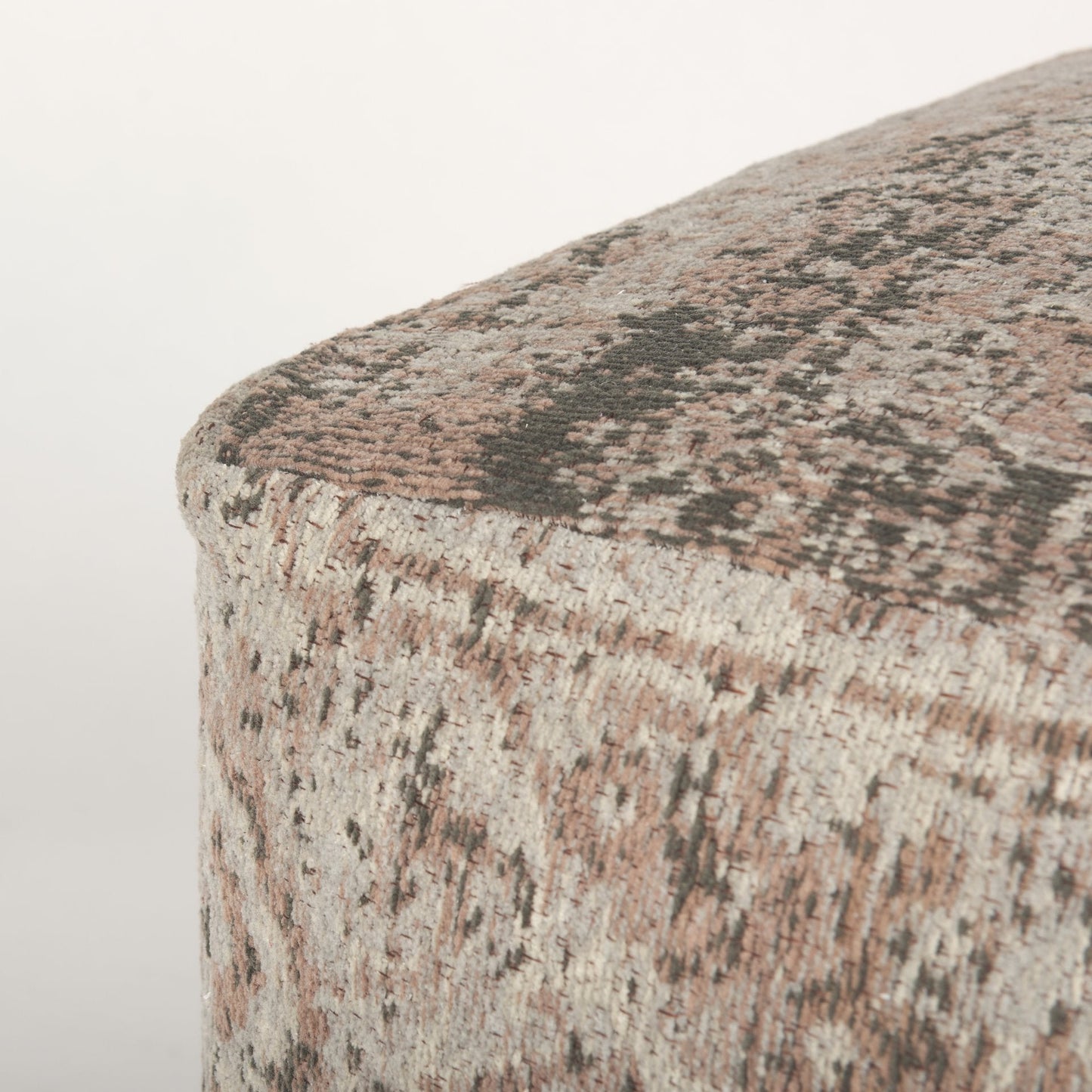 Khloe Pouf Mercana Mer 70379 18