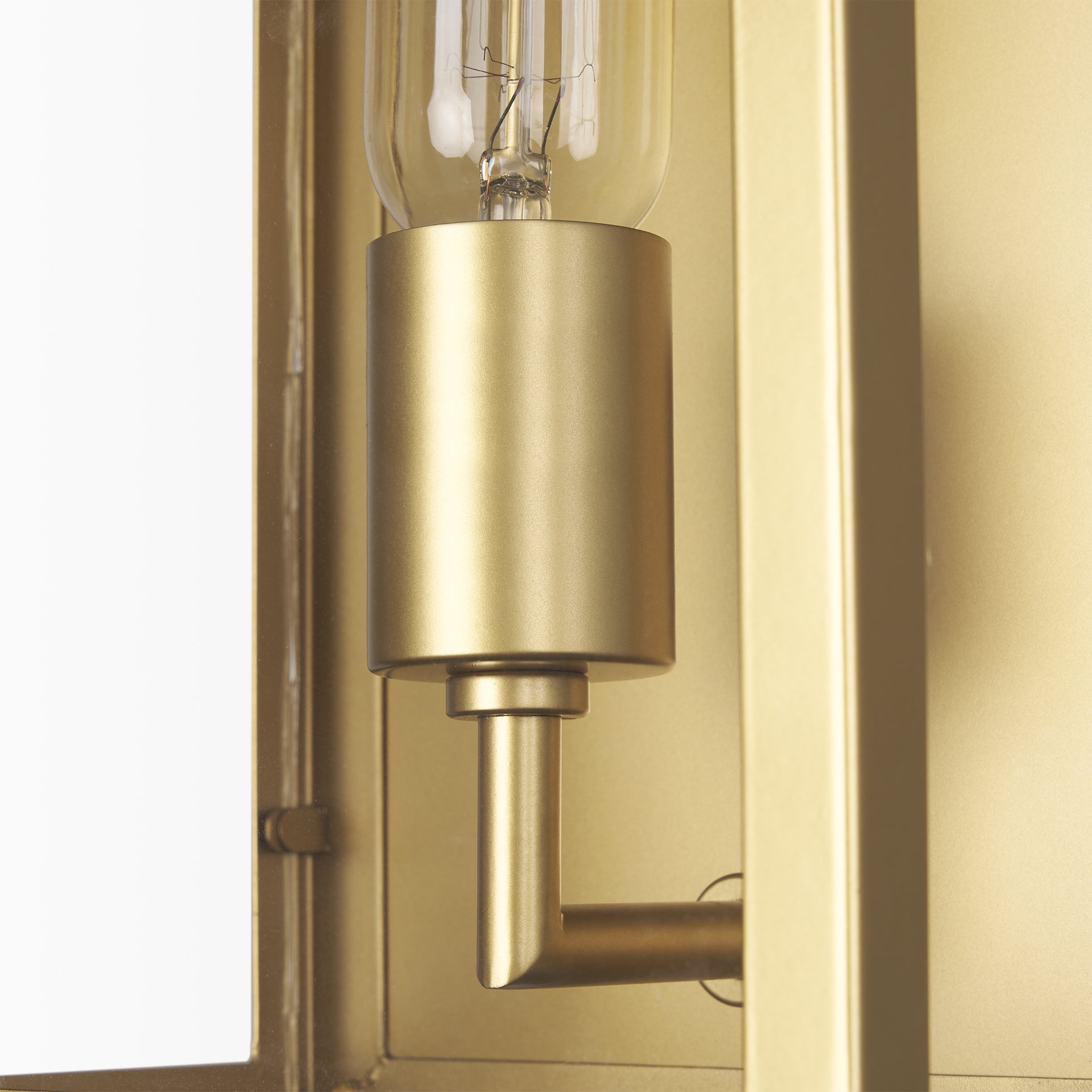 Cairn Wall Sconce Mercana Mer 70447 14
