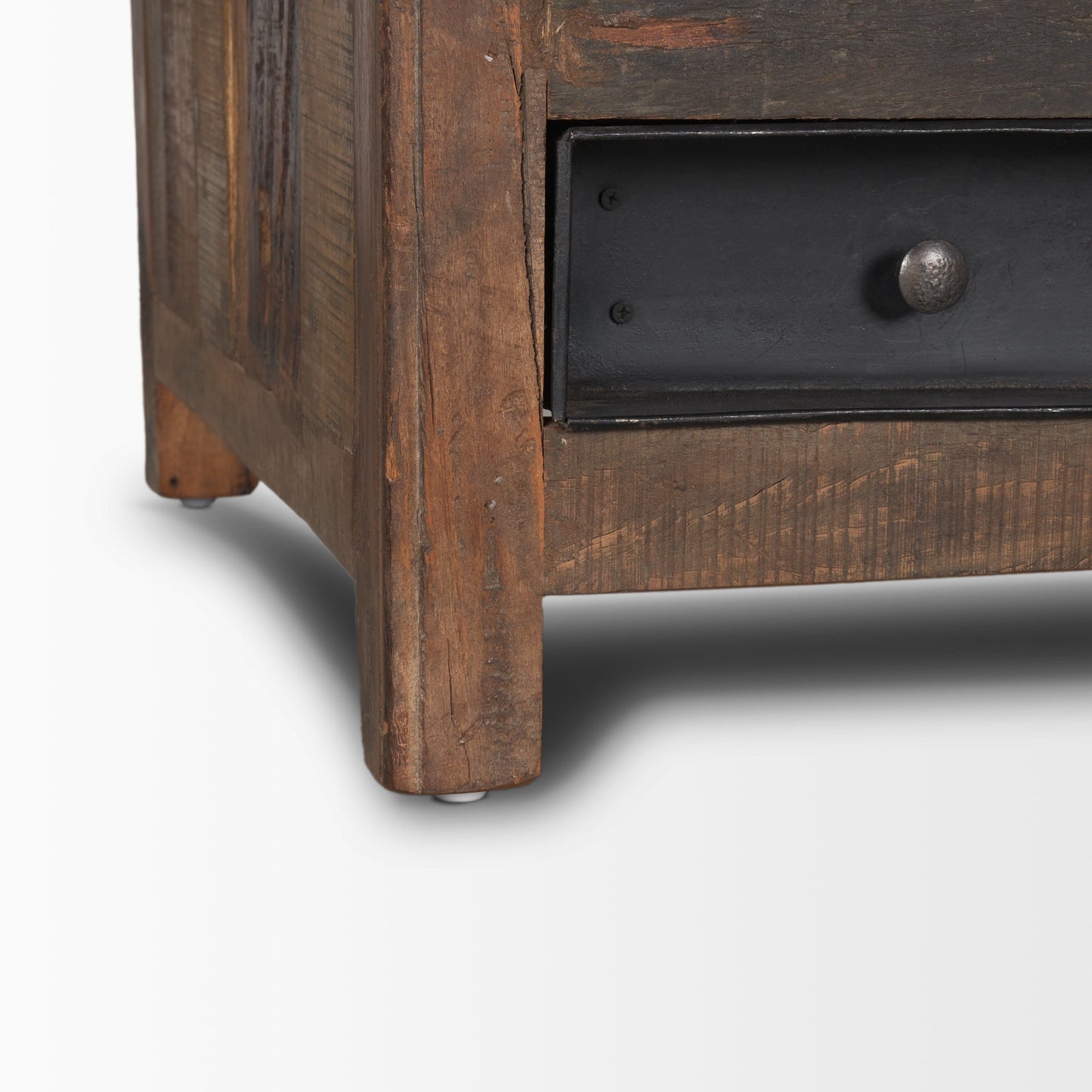Wilton Coffee Table Mercana Mer 70496 10