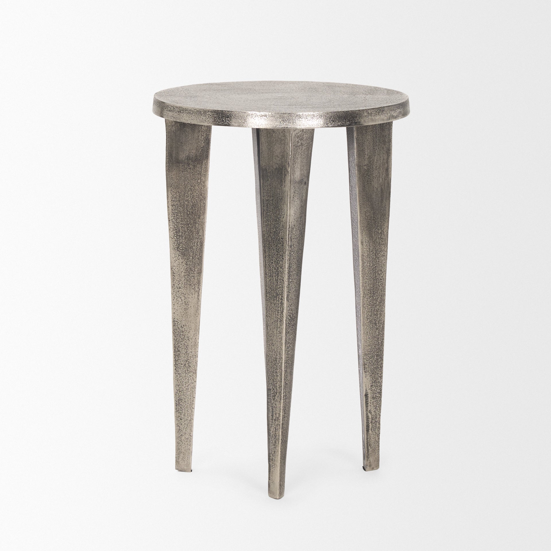 Maggie Accent Table Mercana Mer 70618 3
