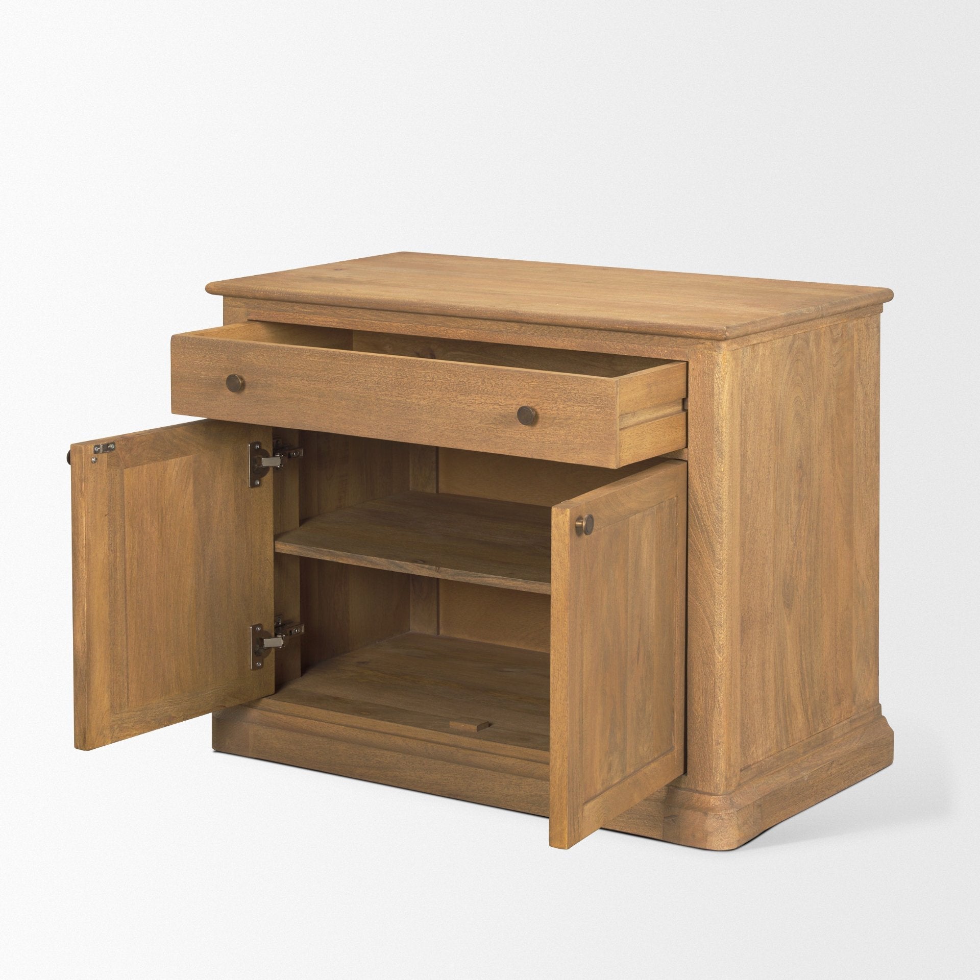 Braxton Accent Cabinet Mercana Mer 69931 4