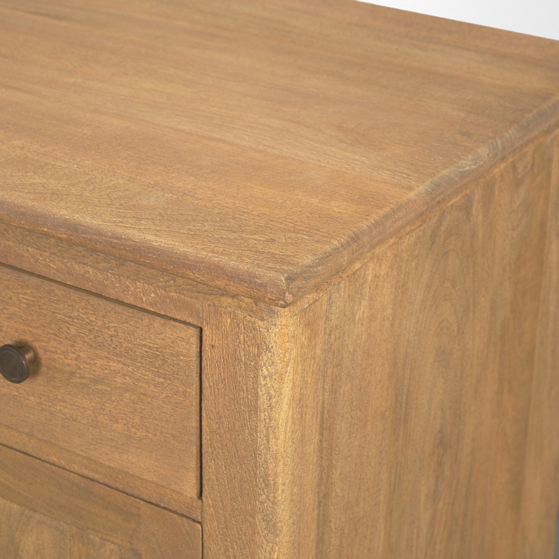 Braxton Accent Cabinet Mercana Mer 69931 16