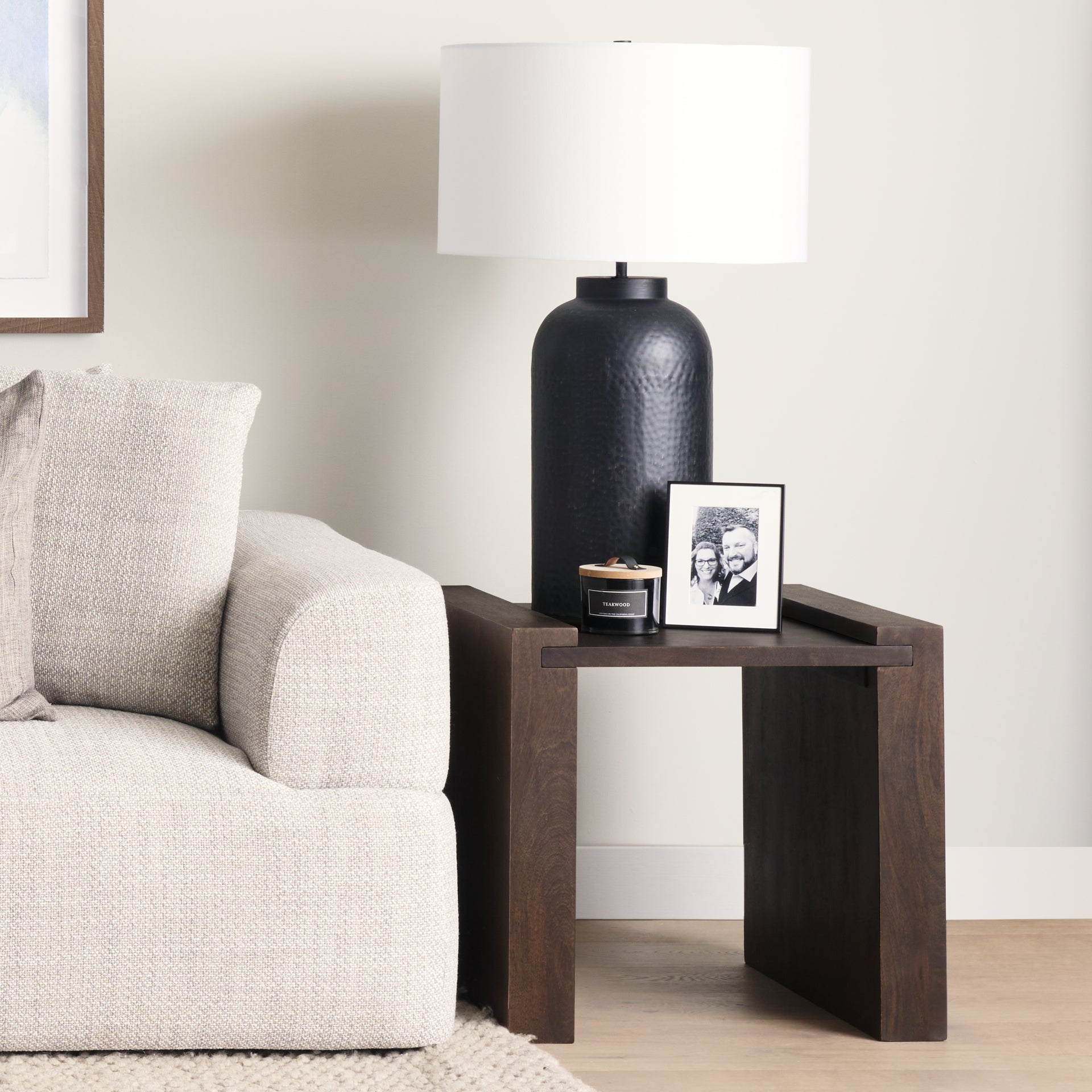 Athelia Accent Table Mercana Mer 70113 19