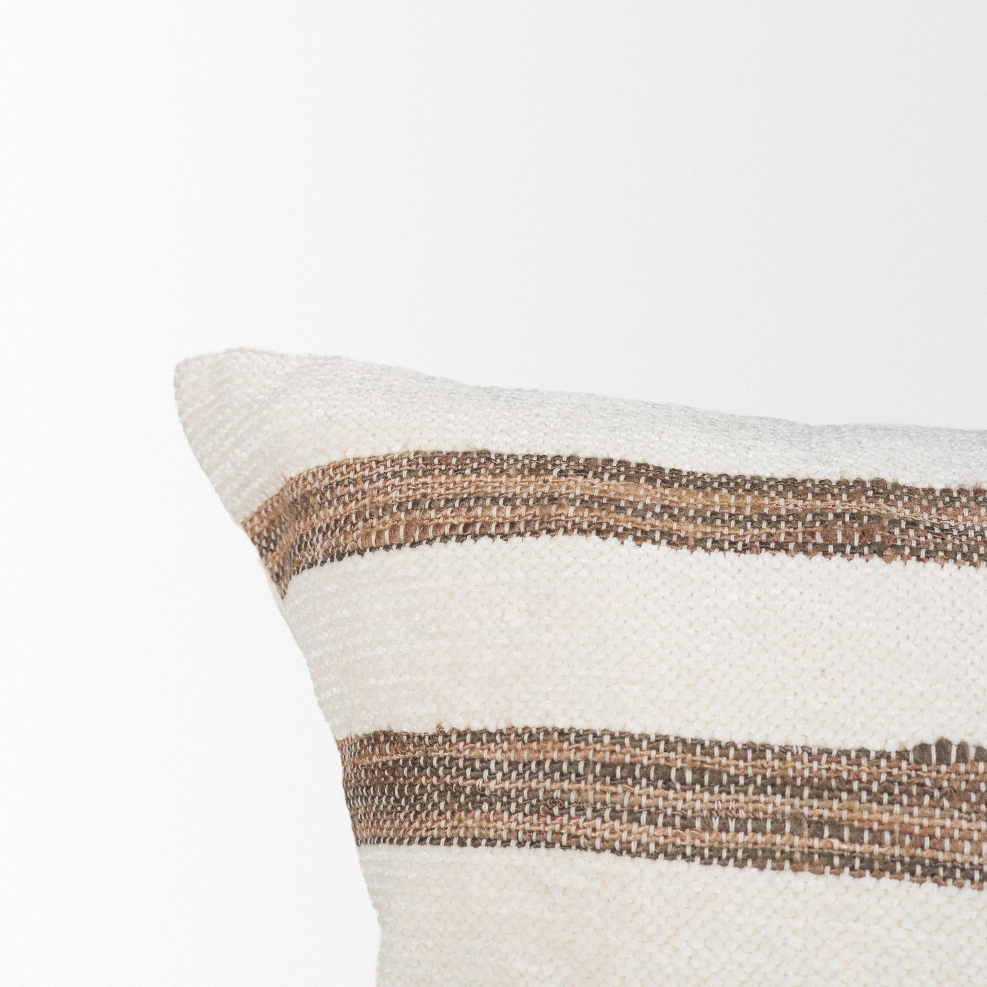 Maryn Decorative Pillow Mercana Mer 71460 10