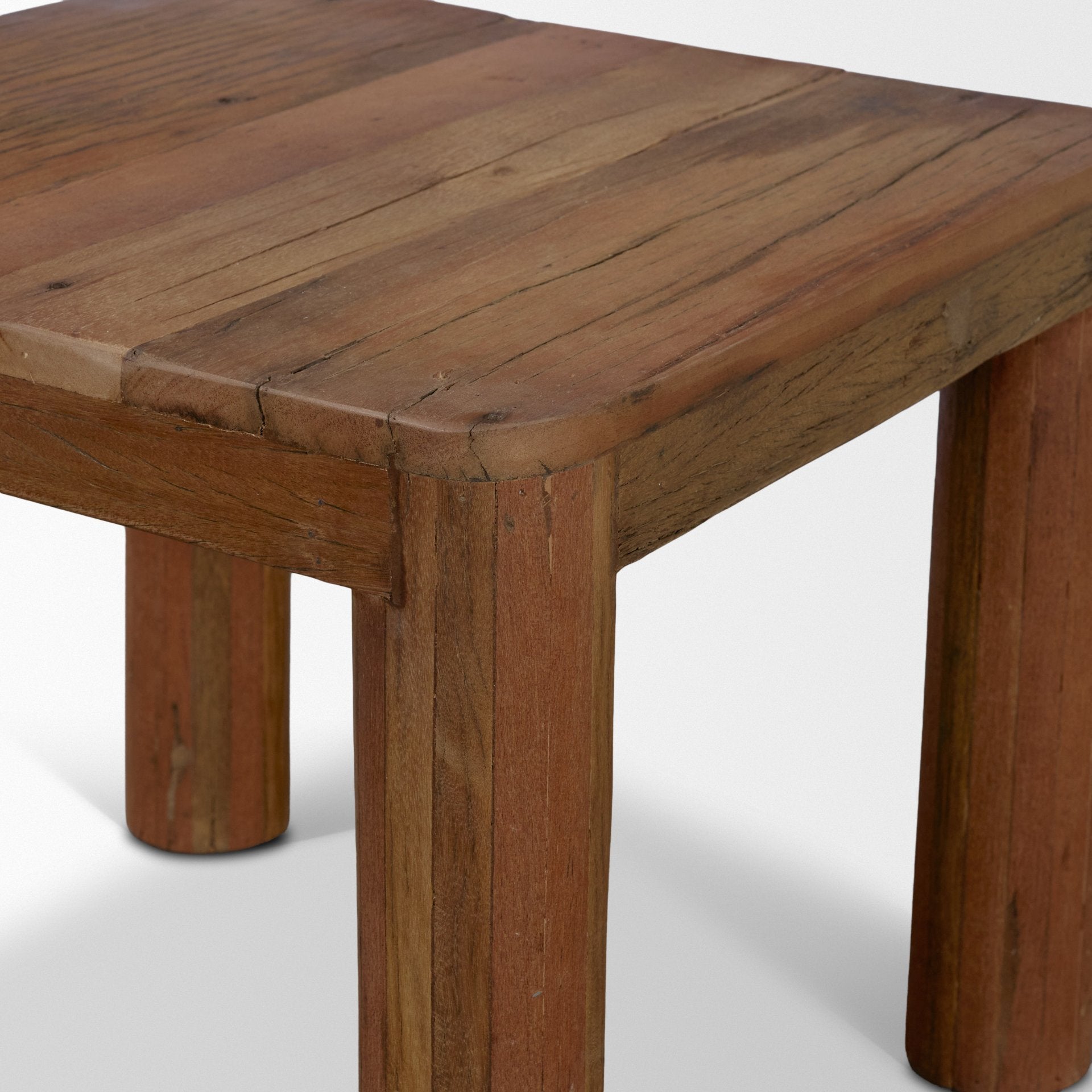 Hewitt Side Table Mercana Mer 71405 5