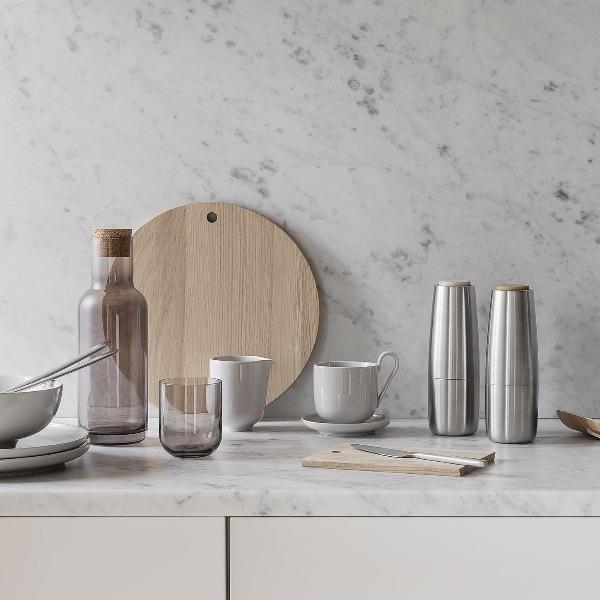 SALPI Salt & Pepper Mills Polished Stainless with Sharkskin & Magnet