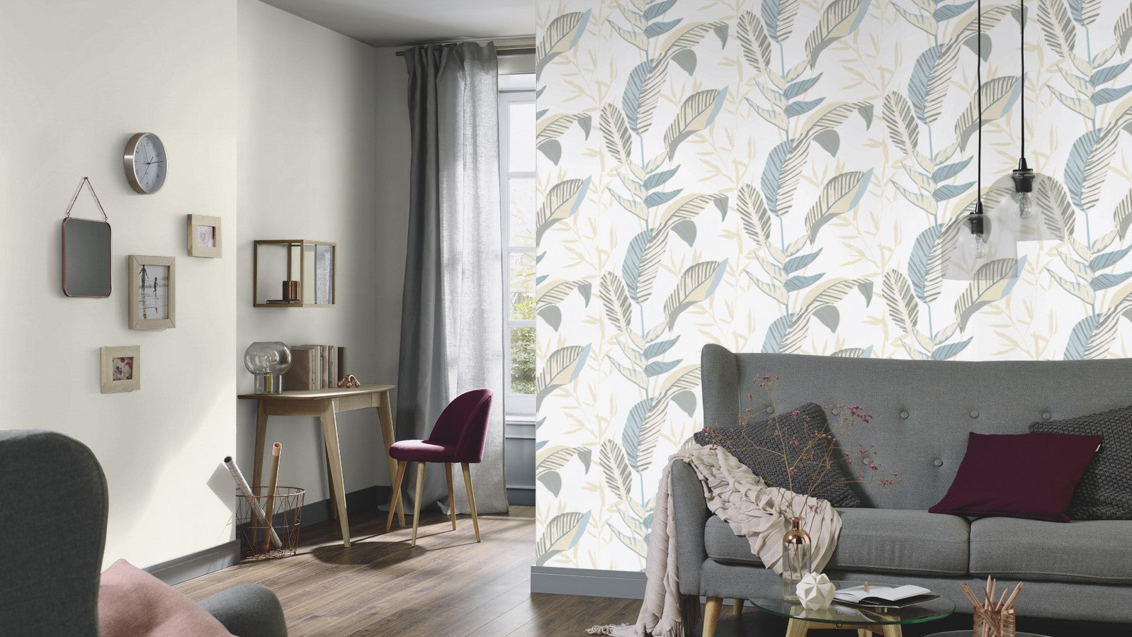 Elle Decoration Floral Wallpaper in Aqua