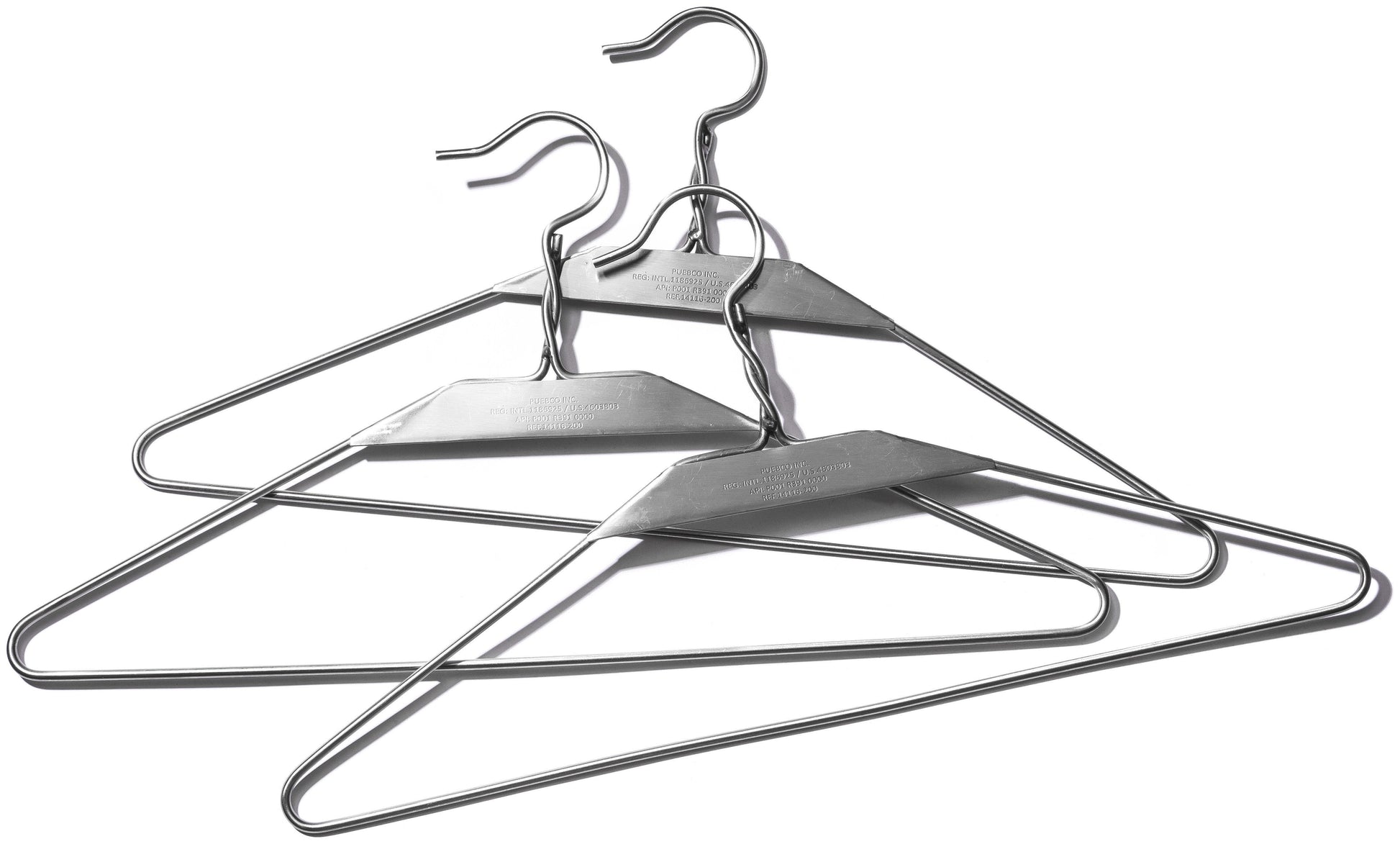 wire hanger design by puebco 3