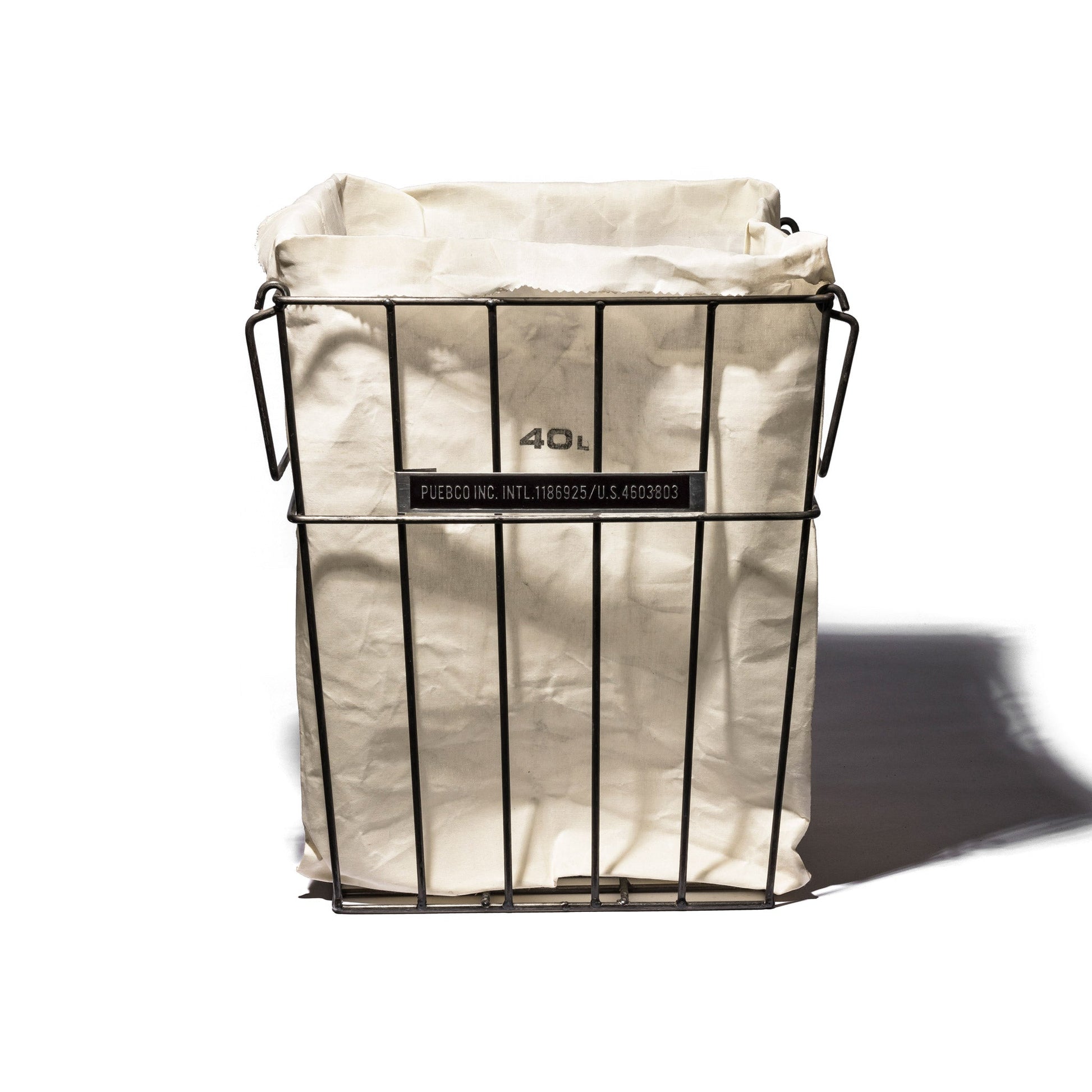 wire trashcan design by puebco 2